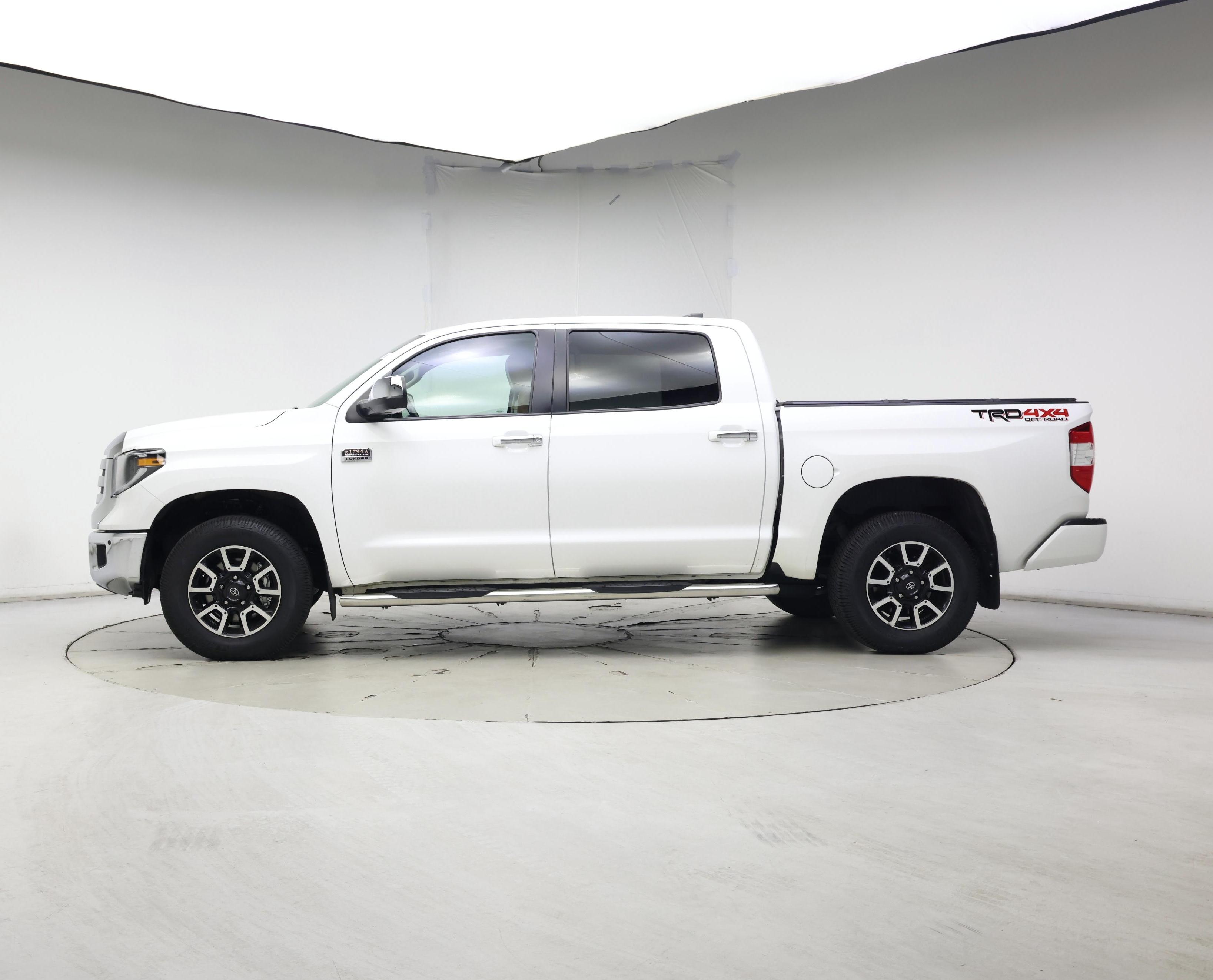 Thumbnail: 2020 Toyota Tundra - 3