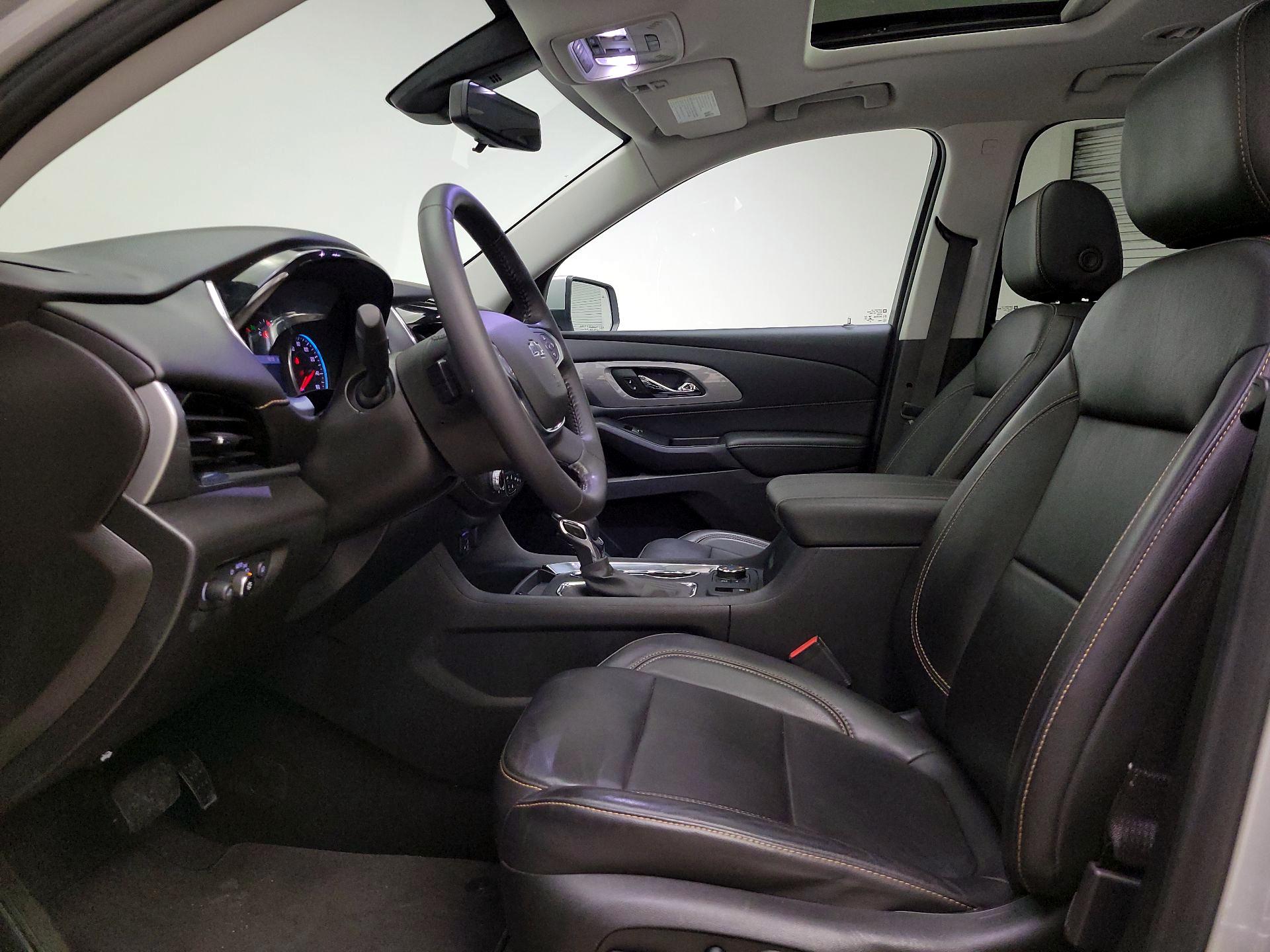 Thumbnail: 2021 Chevrolet Traverse - 11