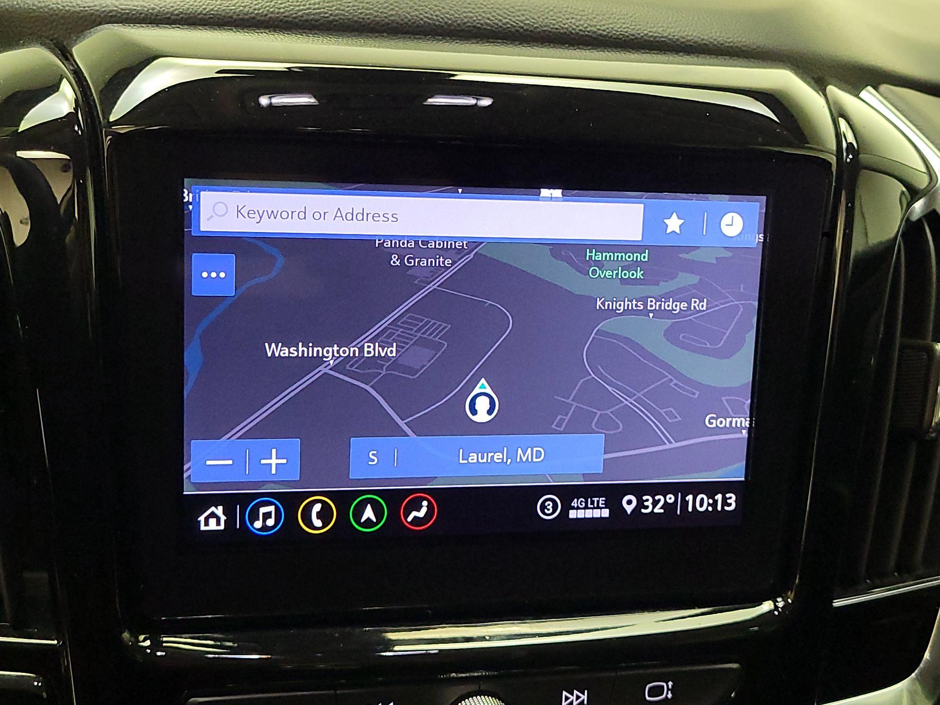 Thumbnail: 2021 Chevrolet Traverse - 14