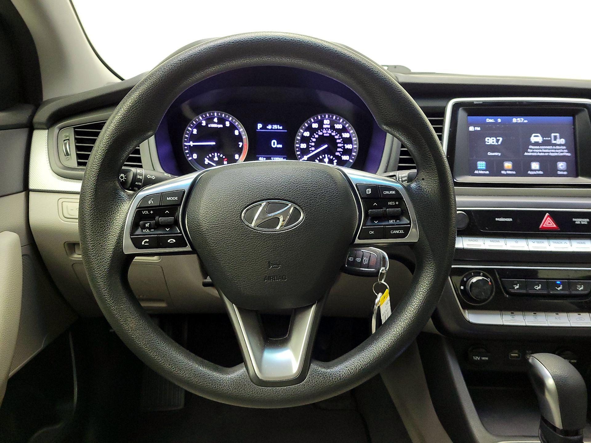 Thumbnail: 2018 Hyundai Sonata - 10