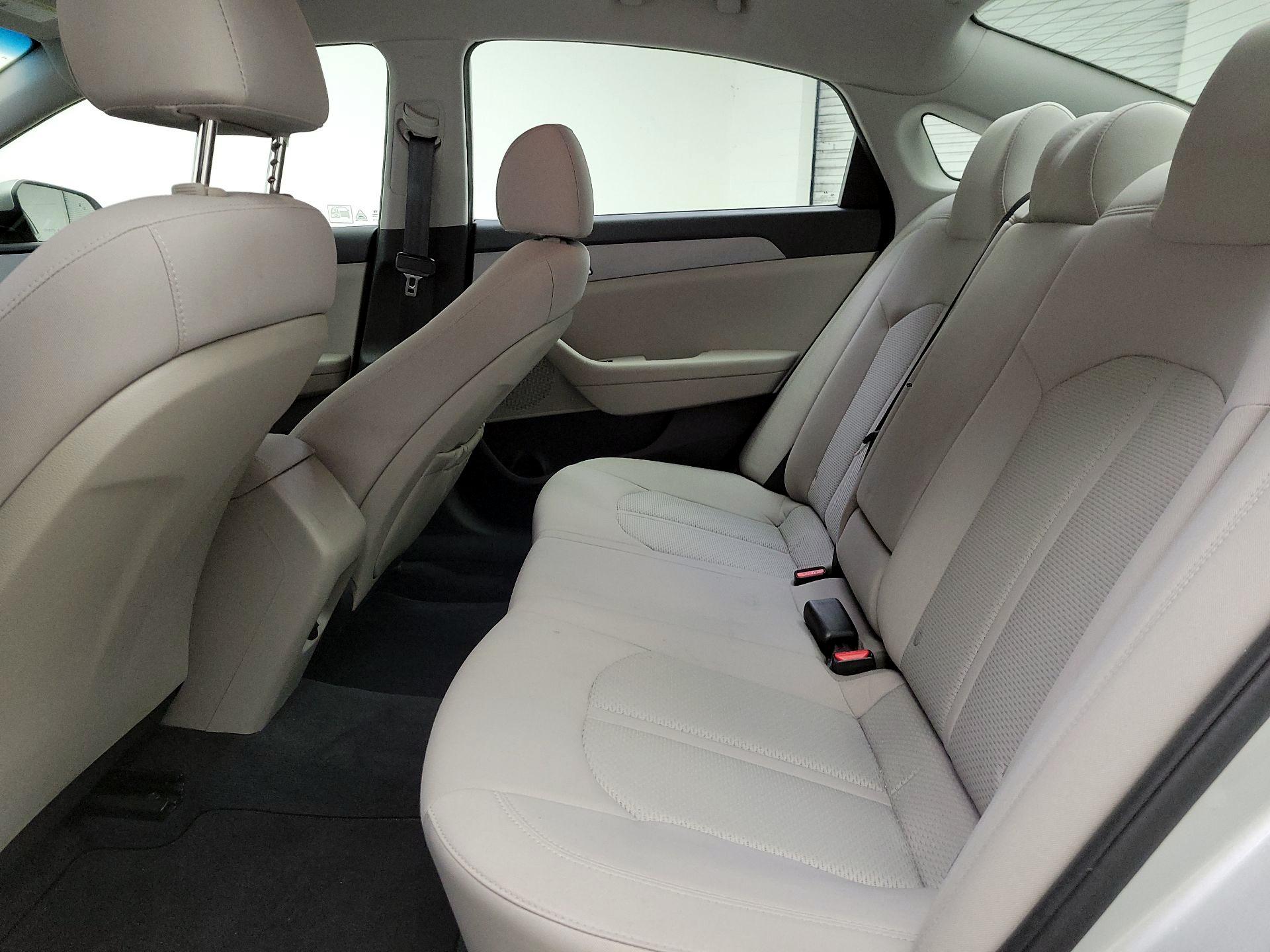 Thumbnail: 2018 Hyundai Sonata - 19