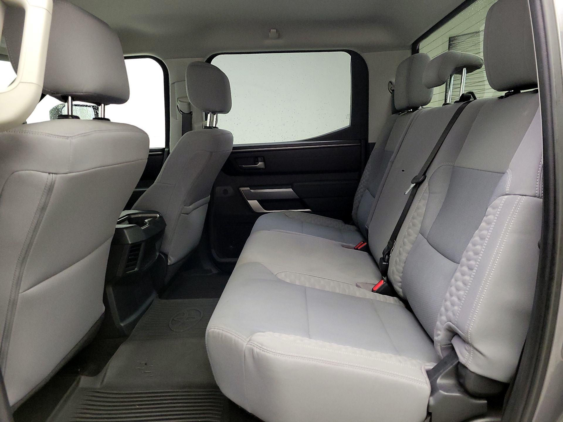 Thumbnail: 2022 Toyota Tundra - 19