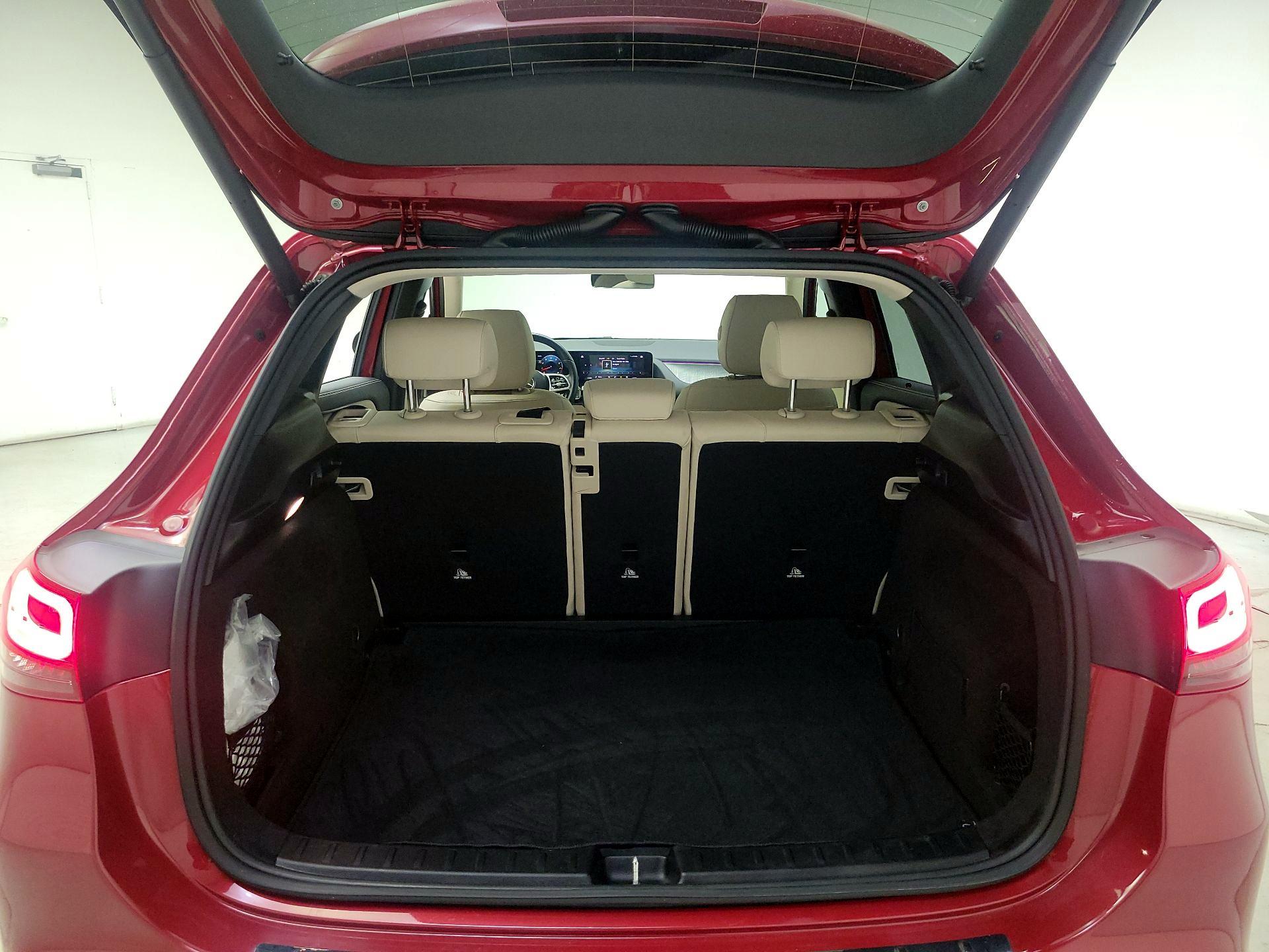 Thumbnail: 2021 Mercedes-Benz GLA - 20