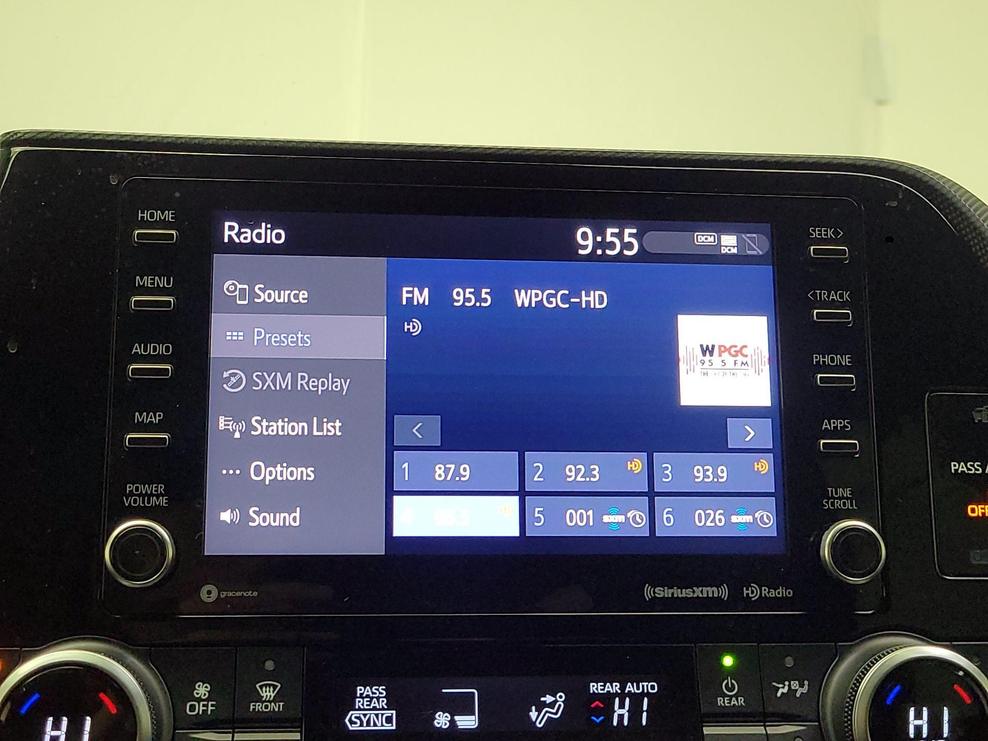 Thumbnail: 2022 Toyota Highlander - 15