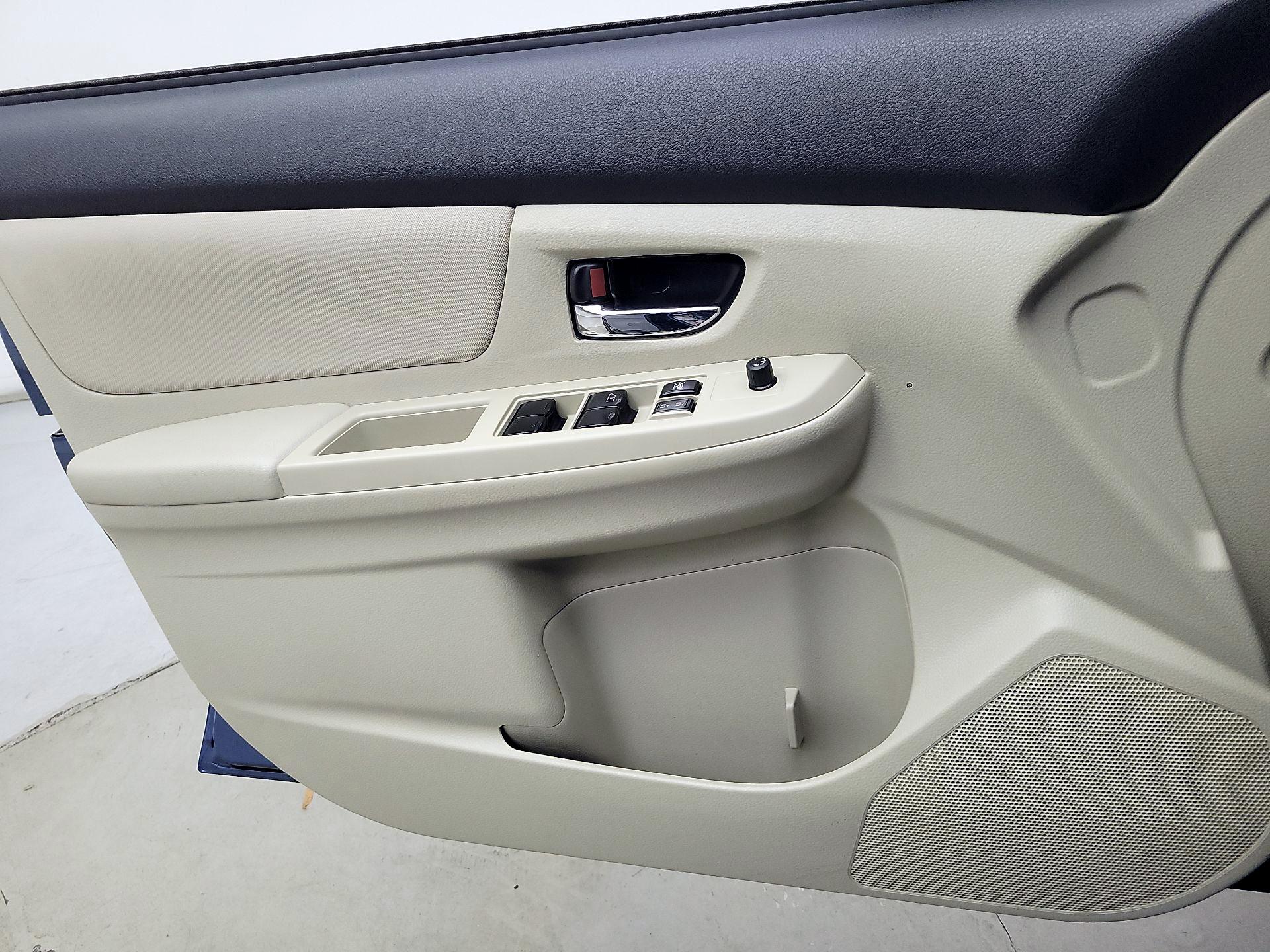 Thumbnail: 2014 Subaru XV Crosstrek - 12