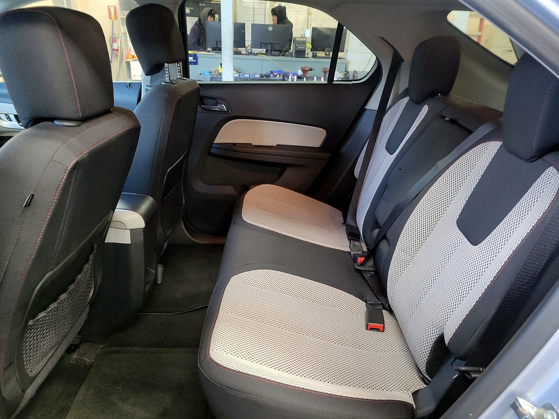 Thumbnail: 2015 Chevrolet Equinox - 17