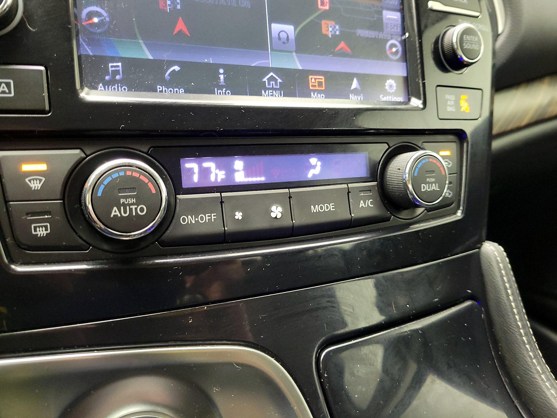 Thumbnail: 2017 Nissan Maxima - 17