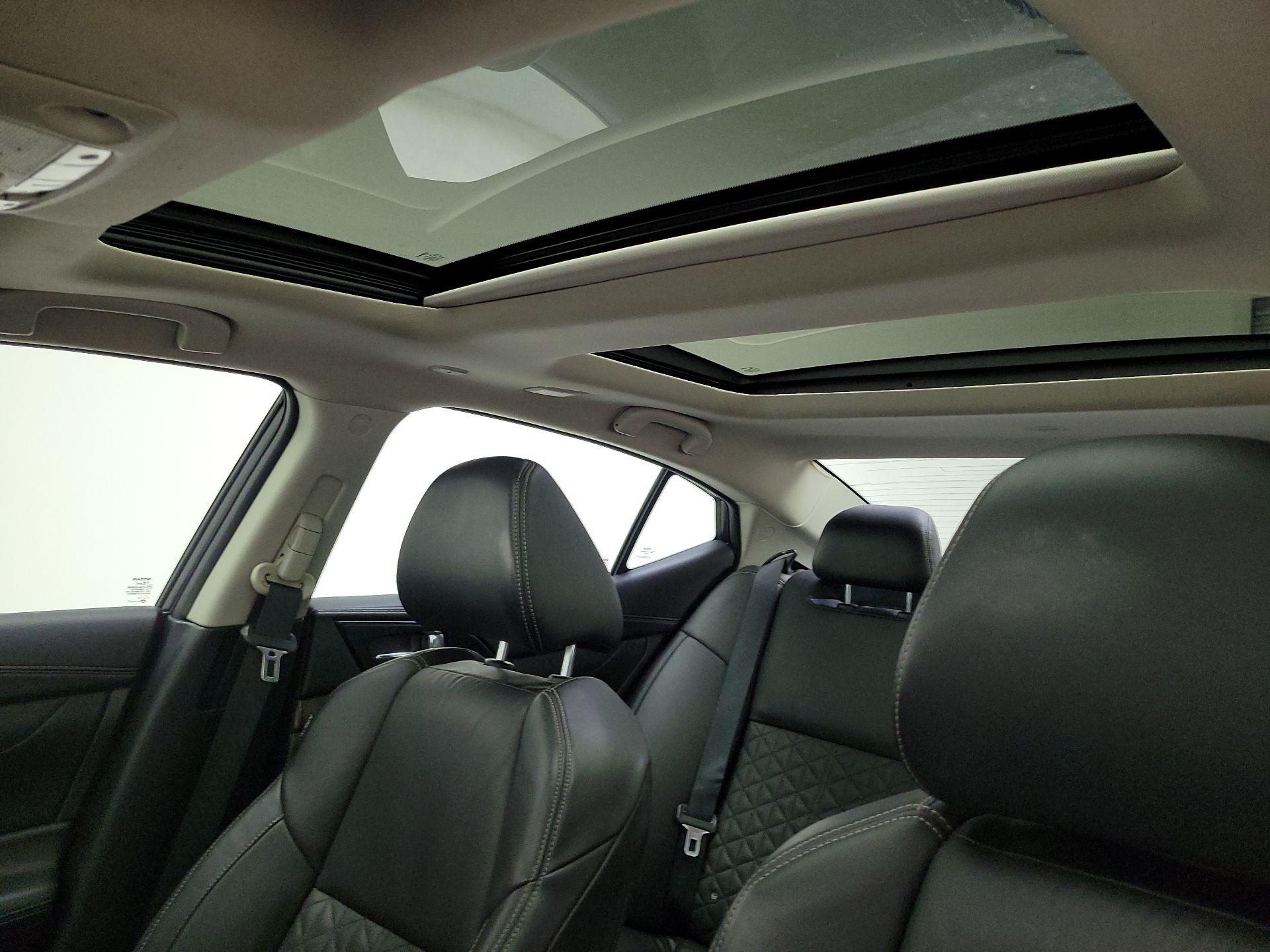 Thumbnail: 2017 Nissan Maxima - 20