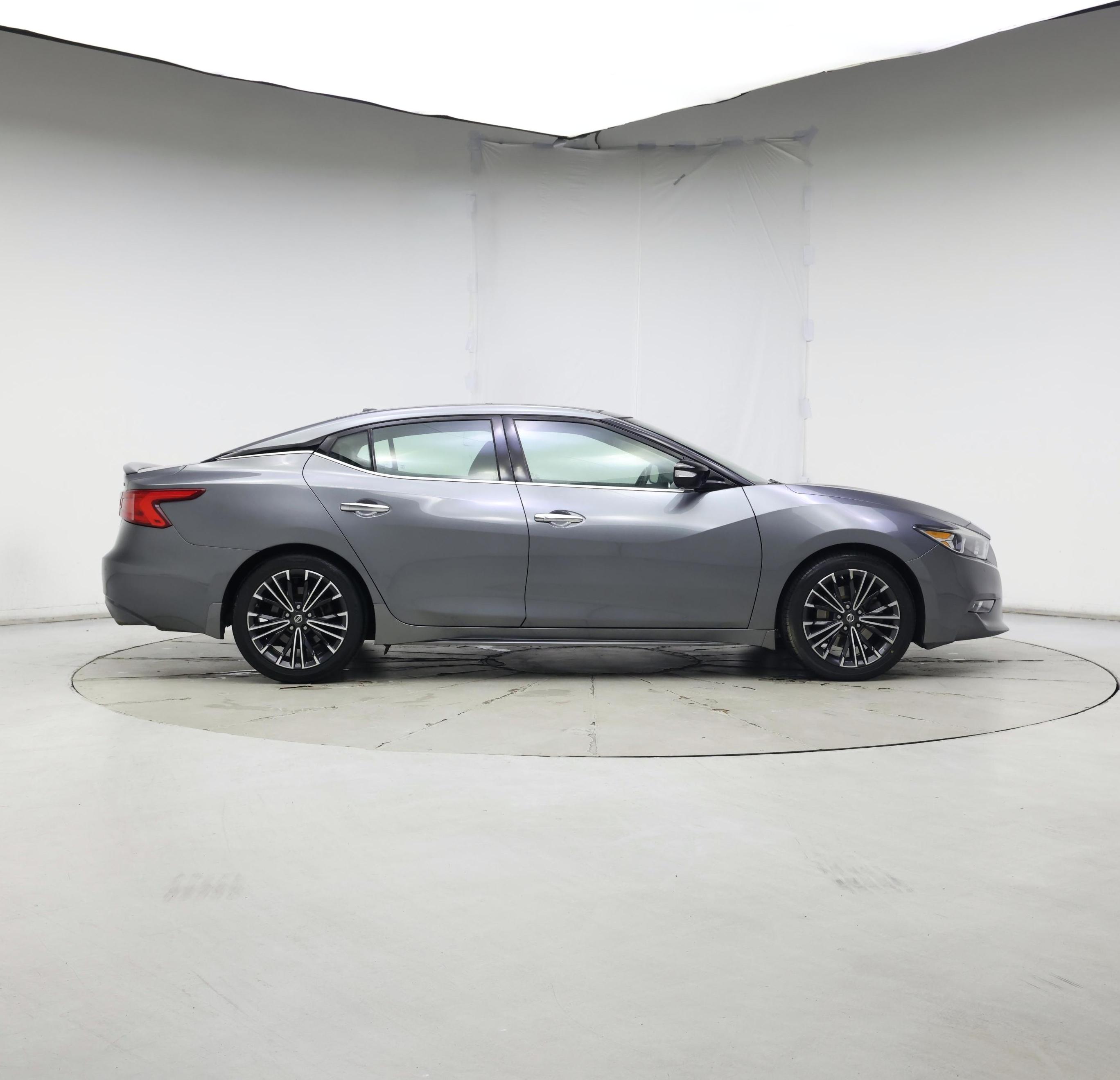 Thumbnail: 2017 Nissan Maxima - 7