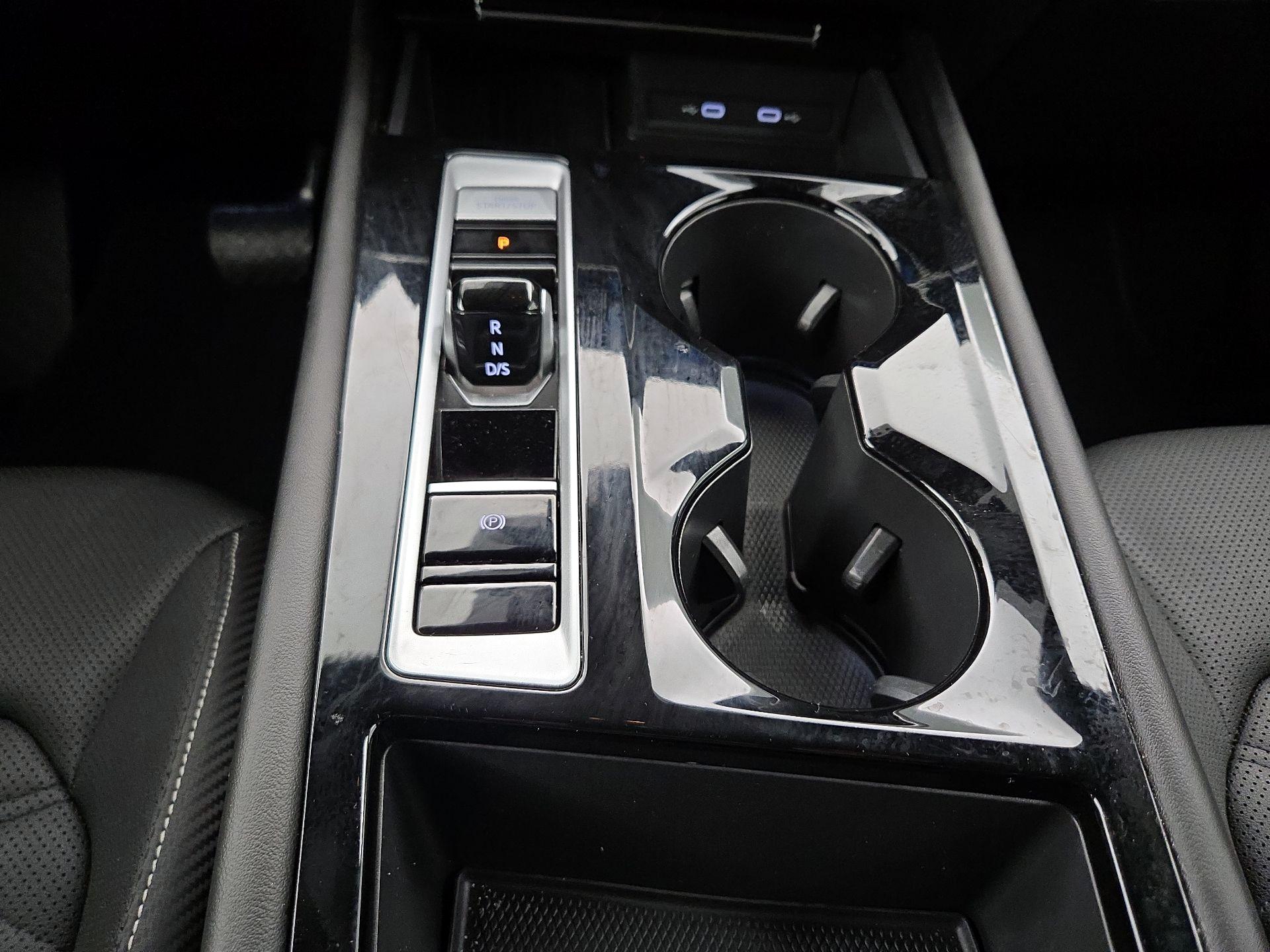 Thumbnail: 2025 Volkswagen Atlas - 17