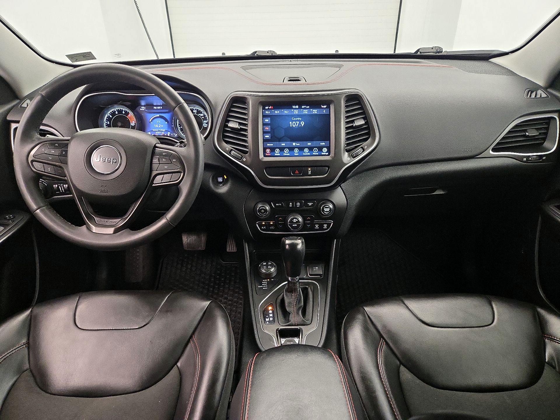 Thumbnail: 2022 Jeep Cherokee - 9