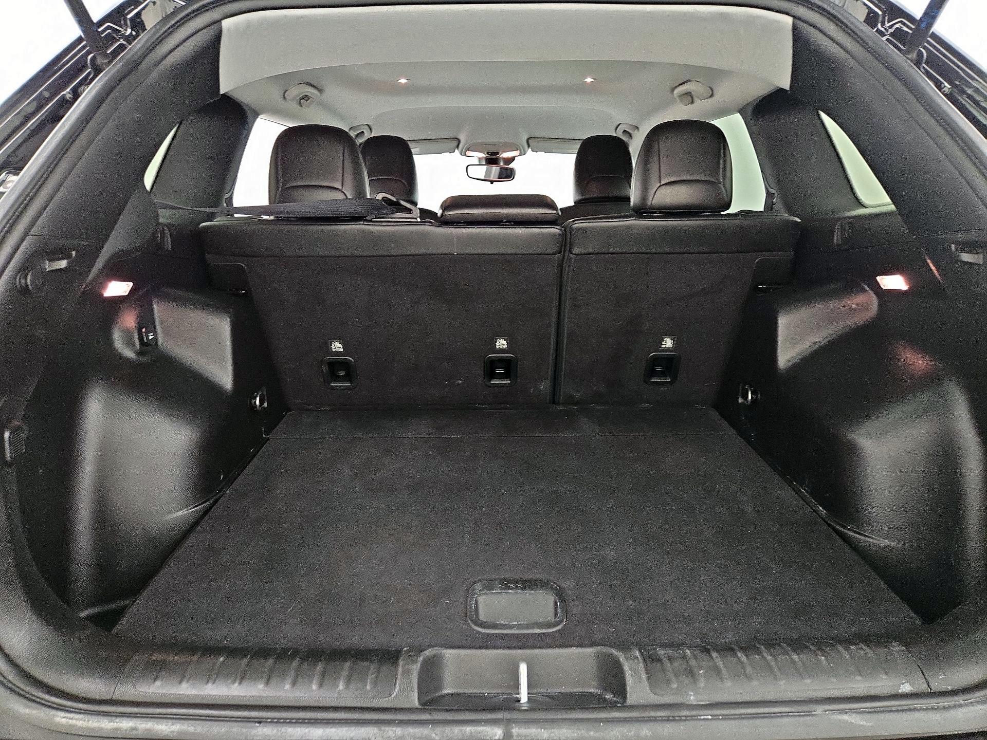 Thumbnail: 2022 Jeep Cherokee - 20