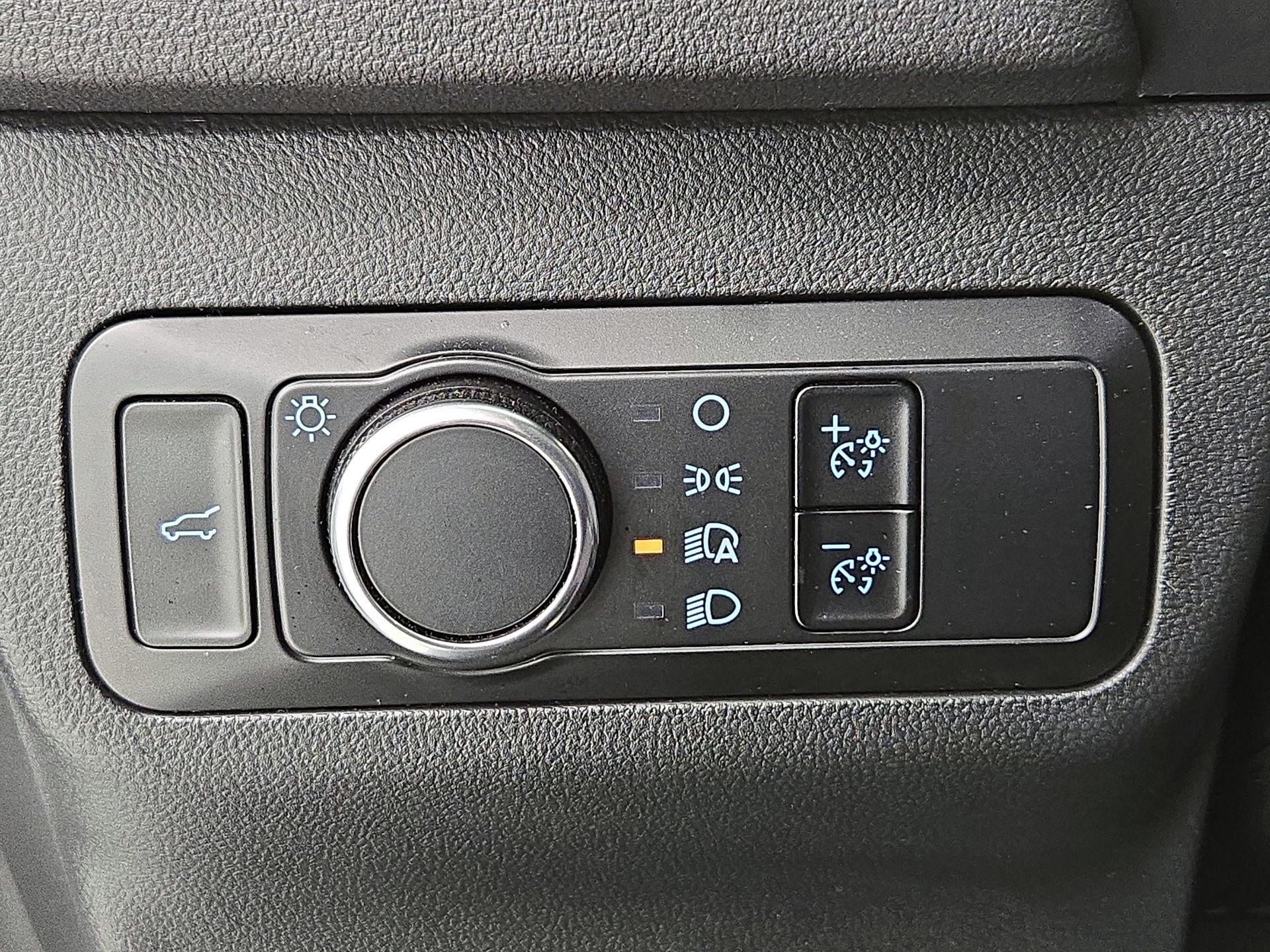 Thumbnail: 2023 Ford Escape - 13