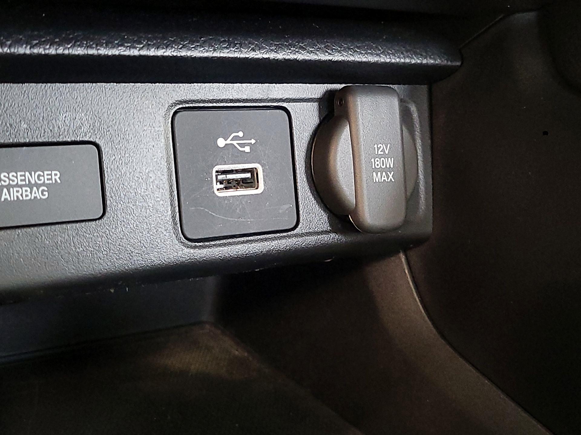 Thumbnail: 2024 Acura Integra - 18