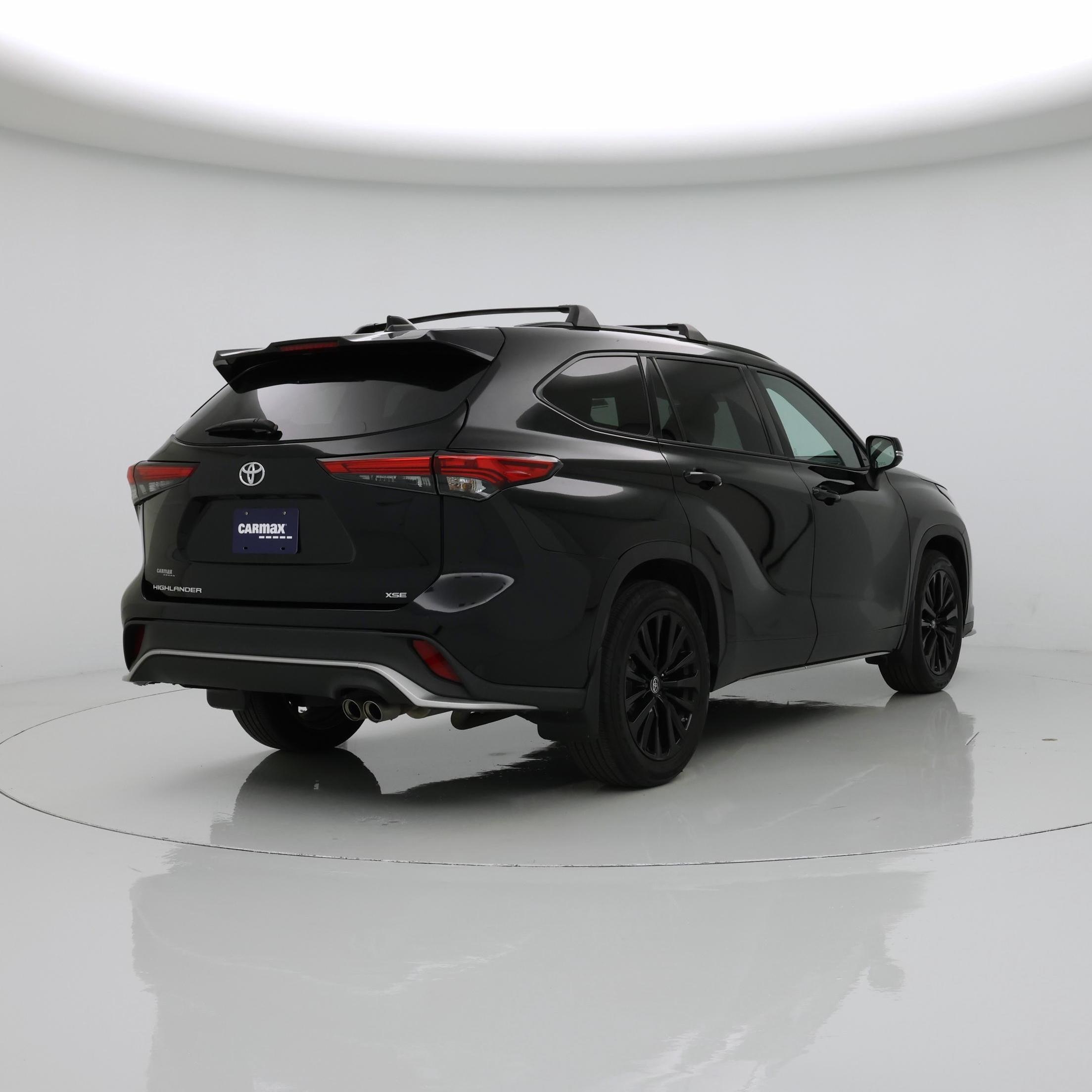 Thumbnail: 2023 Toyota Highlander - 8