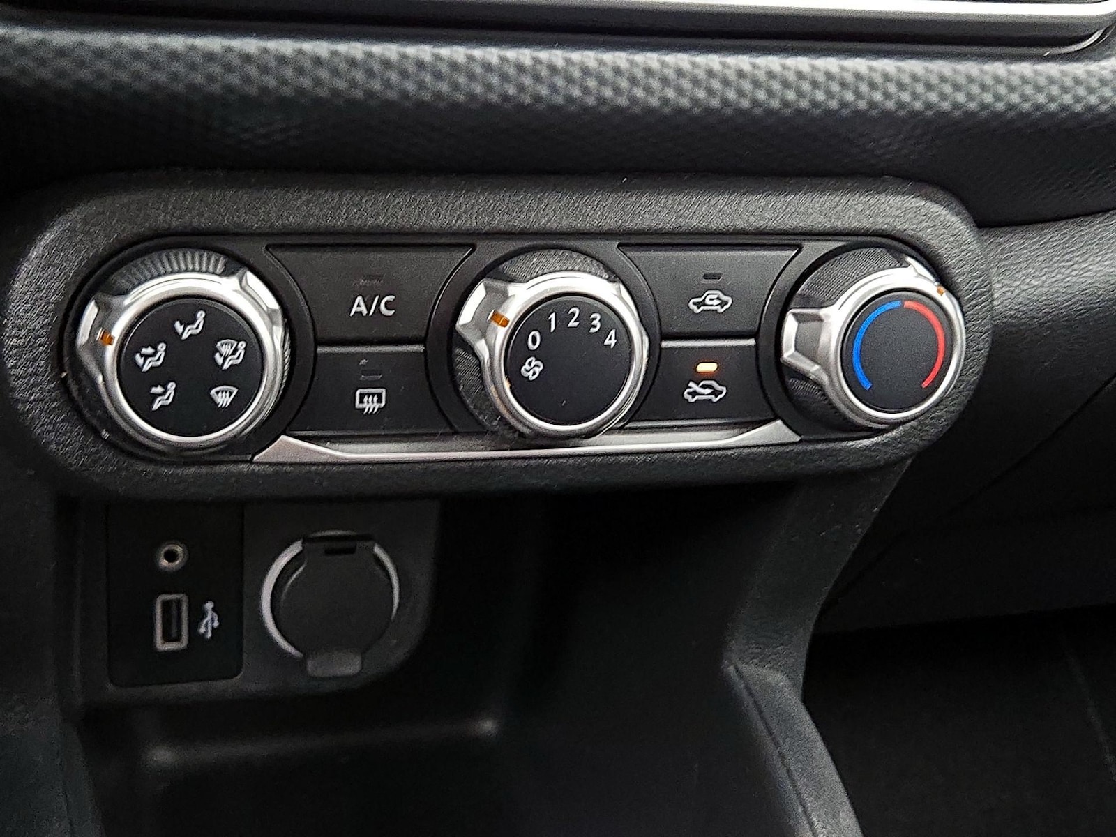 2021 Nissan Kicks S - Photo 17
