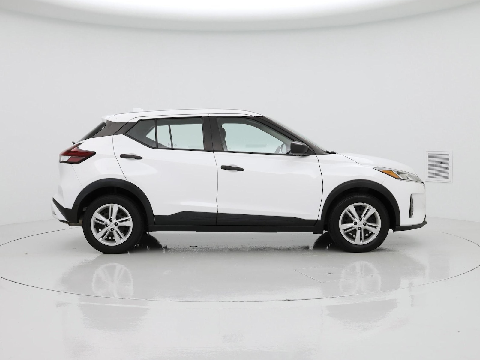 2021 Nissan Kicks S - Photo 8