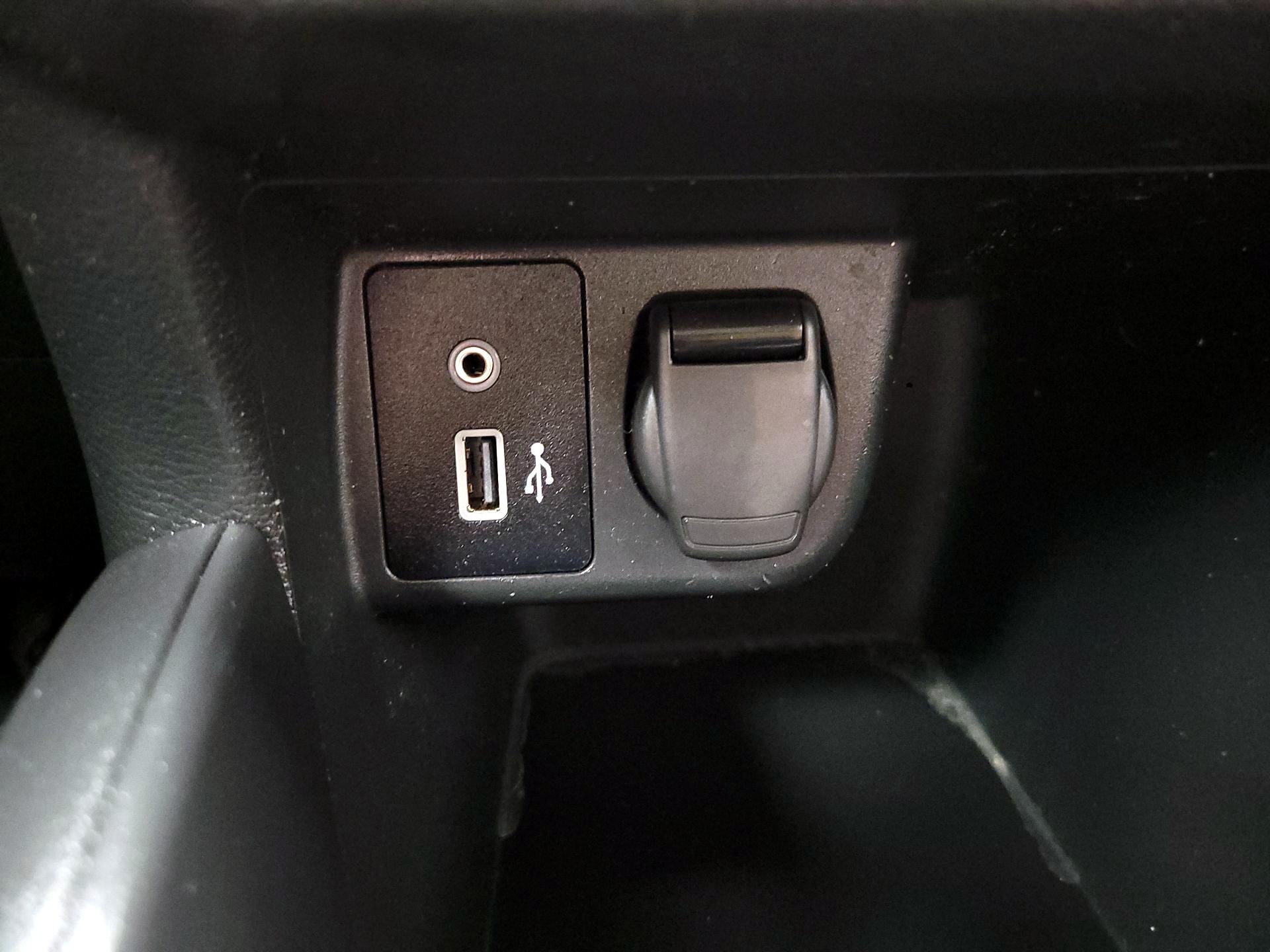 Thumbnail: 2021 Nissan Versa - 18