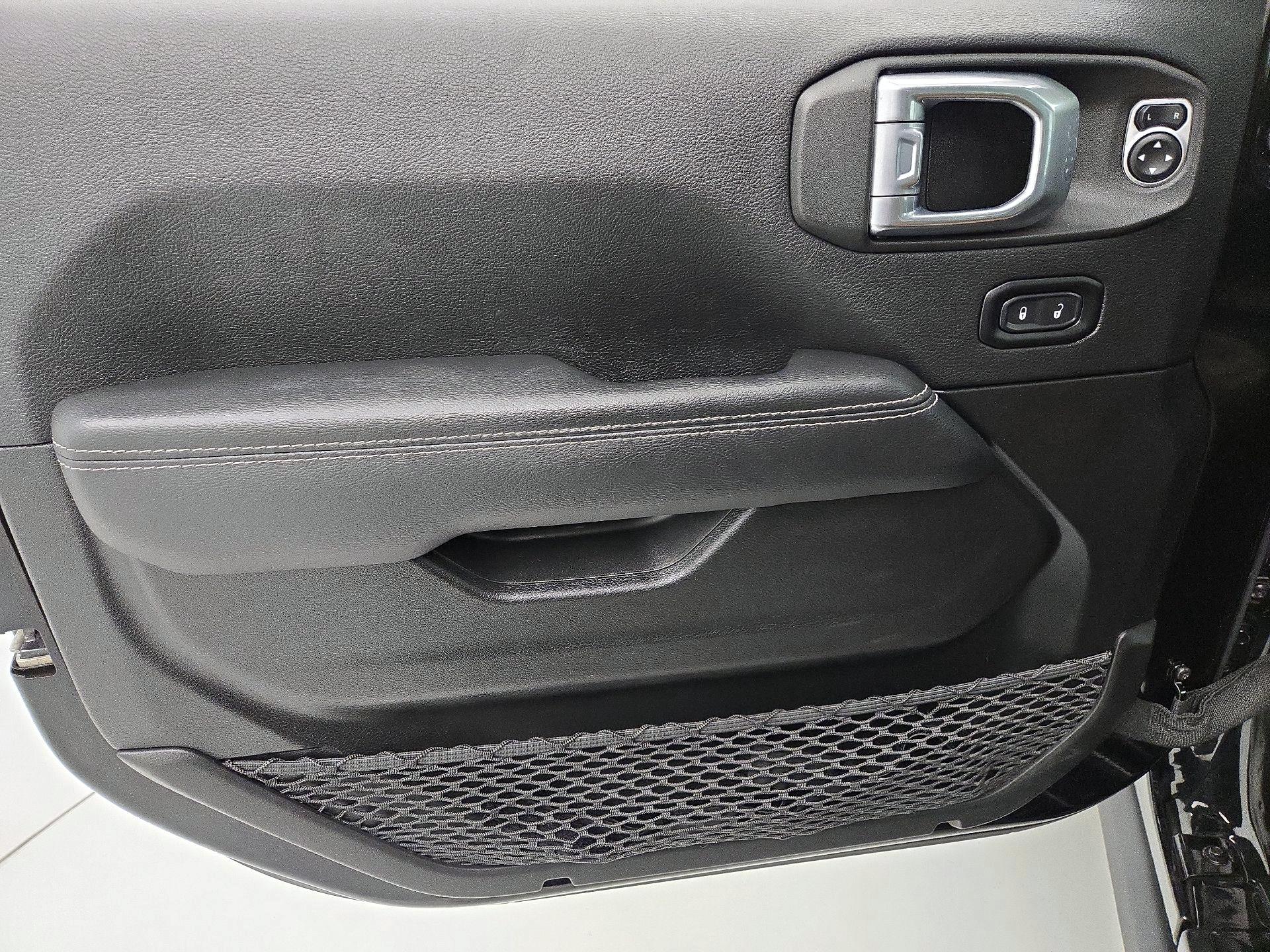 Thumbnail: 2022 Jeep Wrangler - 12