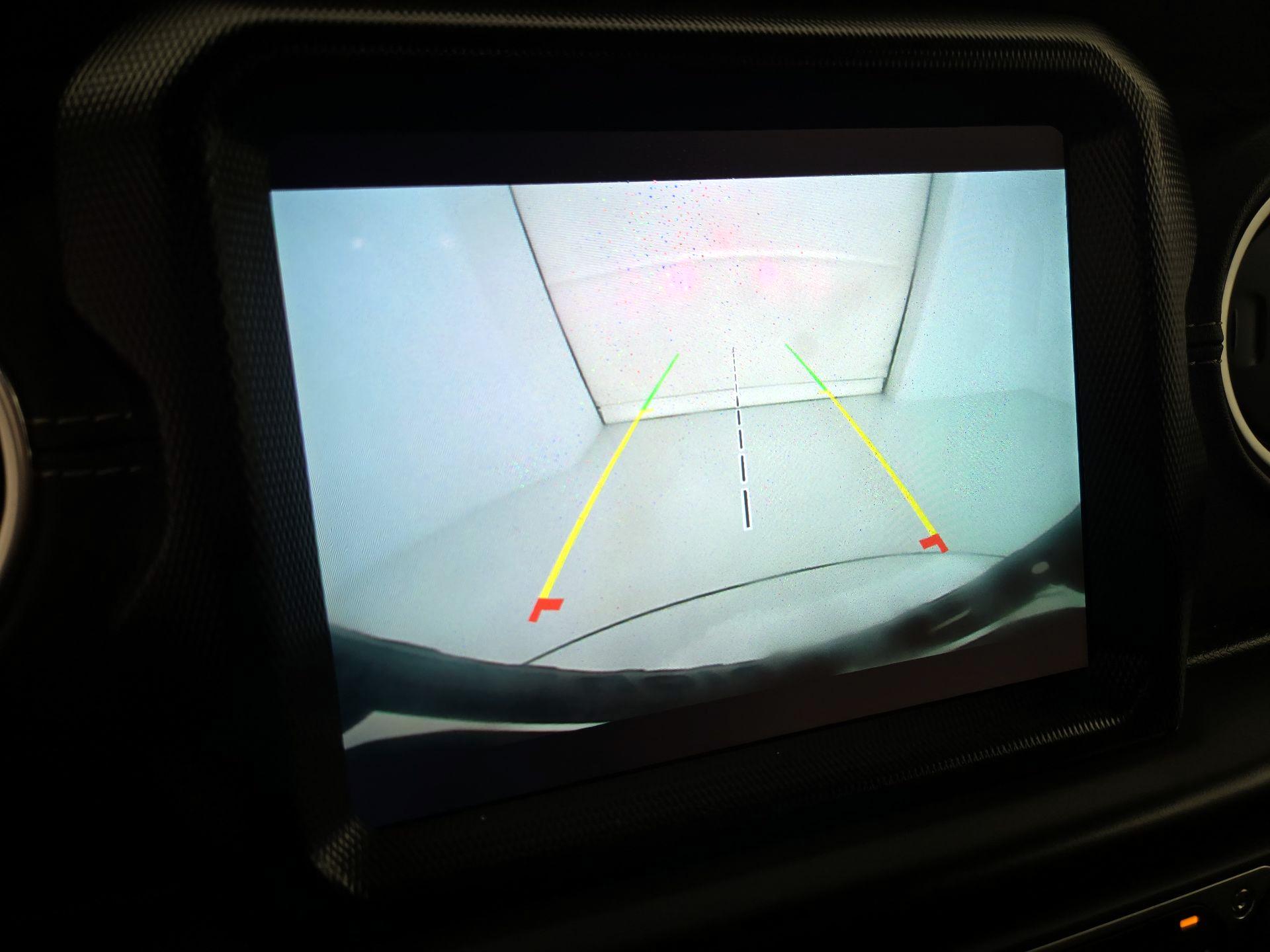 Thumbnail: 2022 Jeep Wrangler - 15