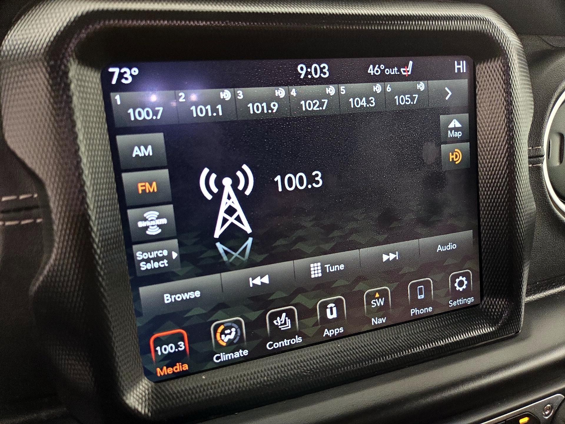 Thumbnail: 2022 Jeep Wrangler - 16