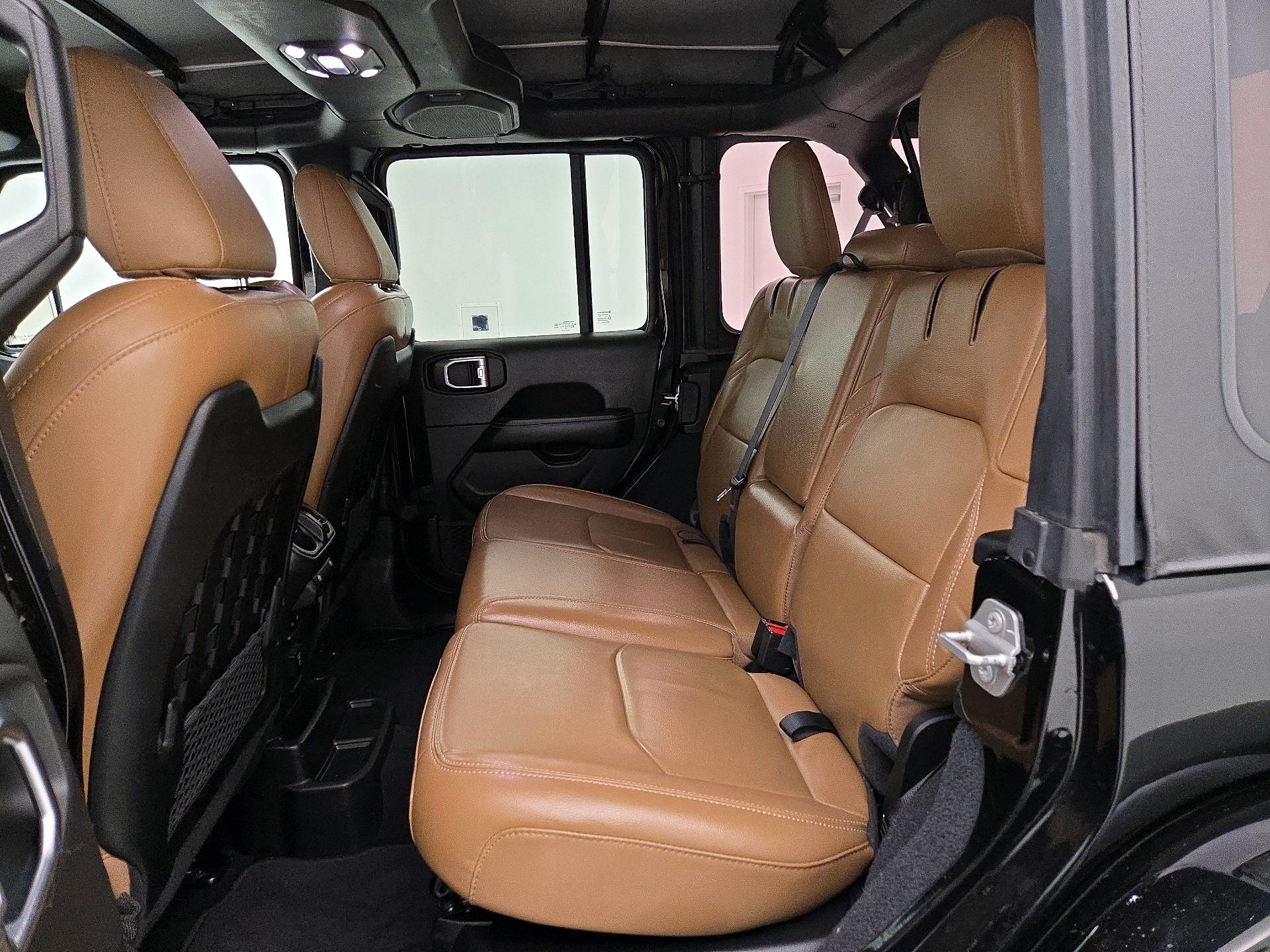 Thumbnail: 2022 Jeep Wrangler - 20