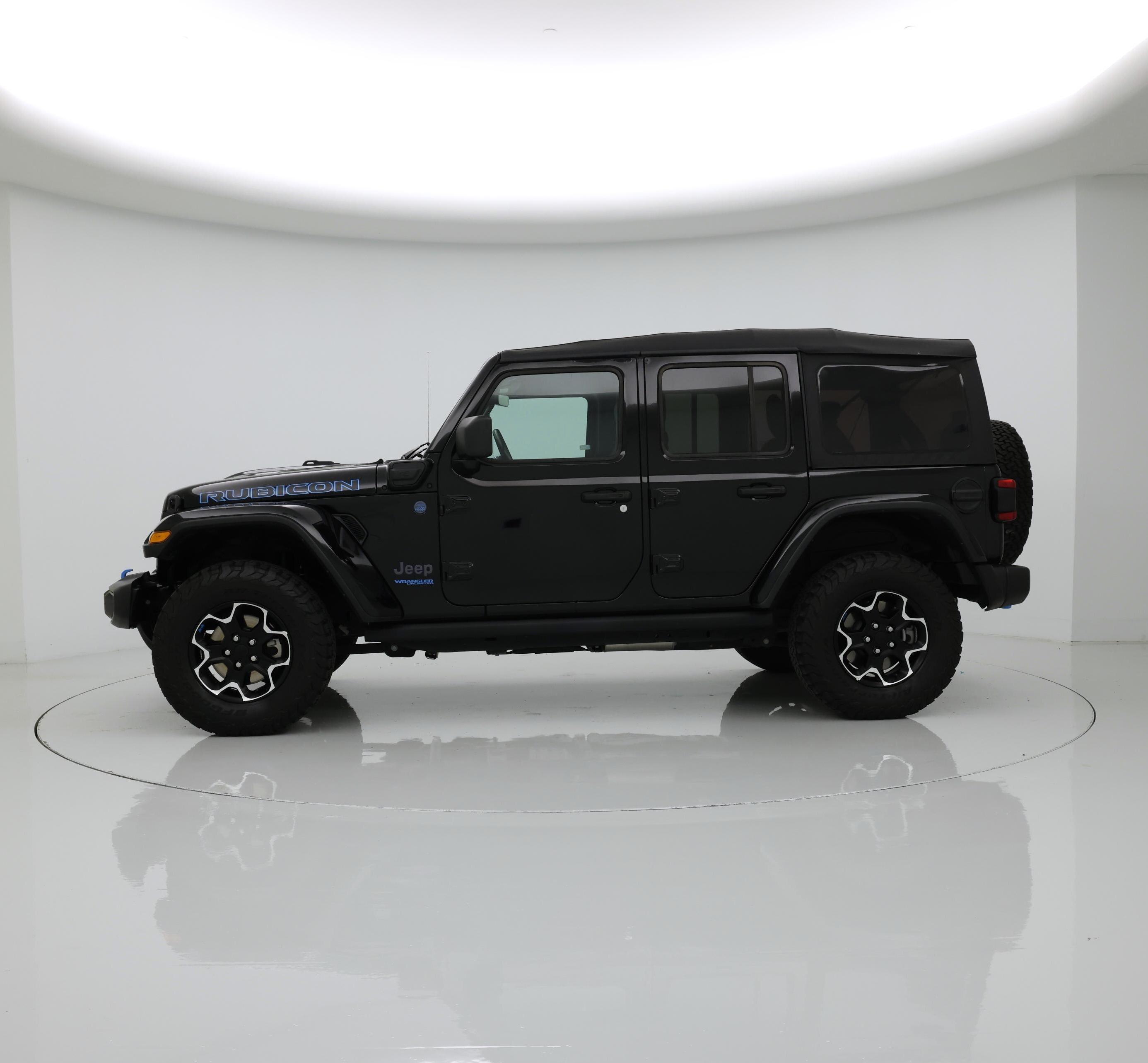 Thumbnail: 2022 Jeep Wrangler - 3