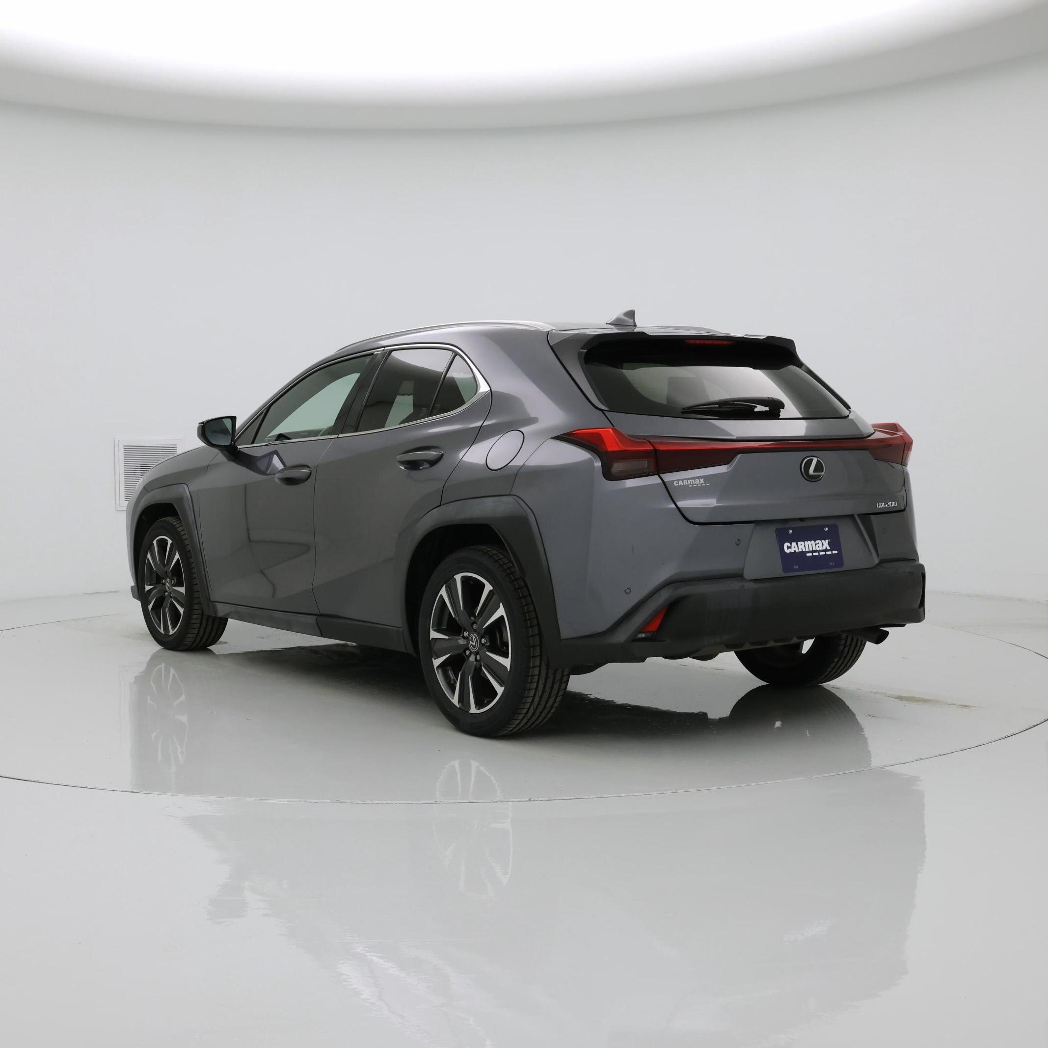 Thumbnail: 2020 Lexus UX - 2