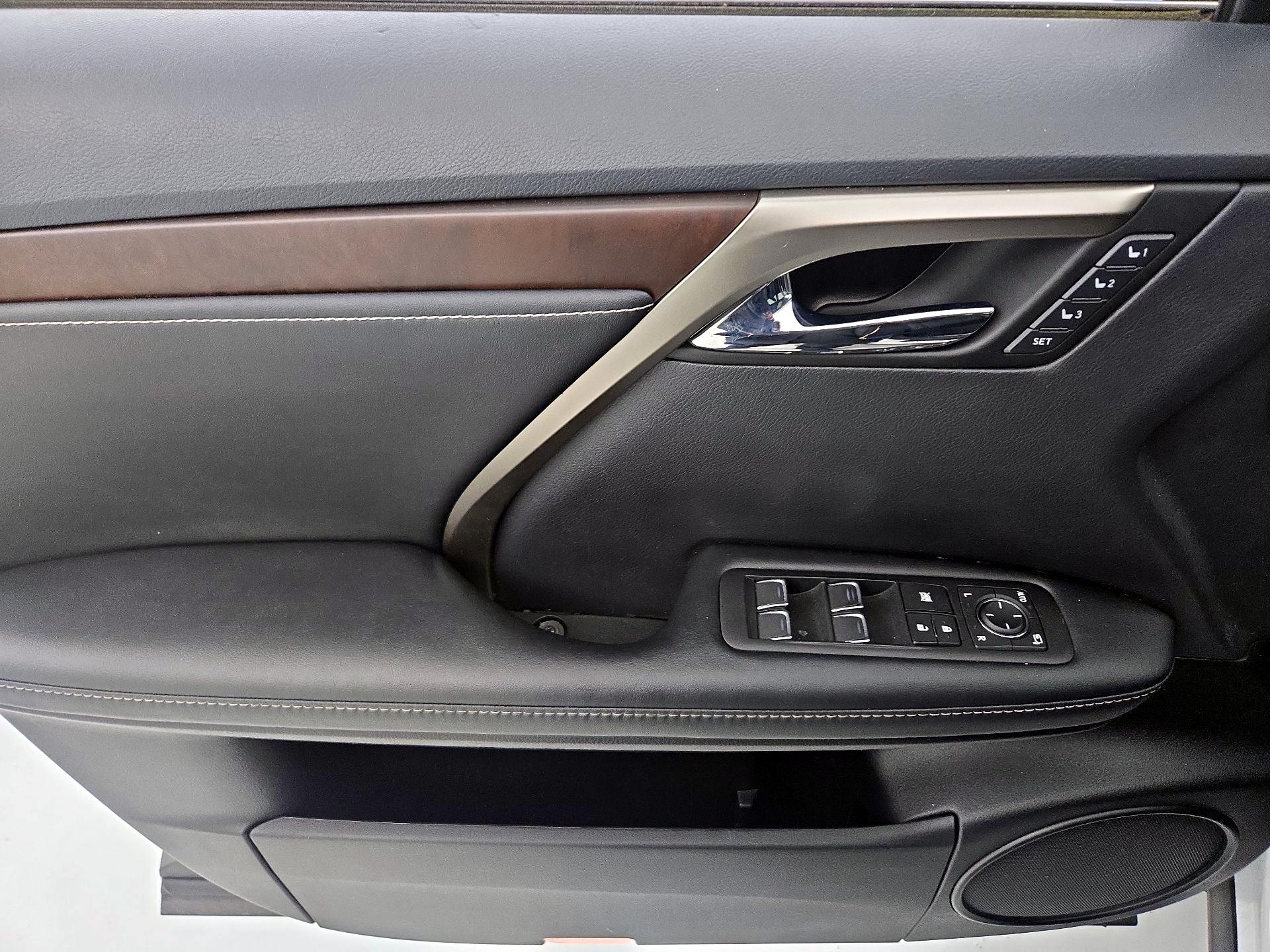 Thumbnail: 2022 Lexus RX - 12