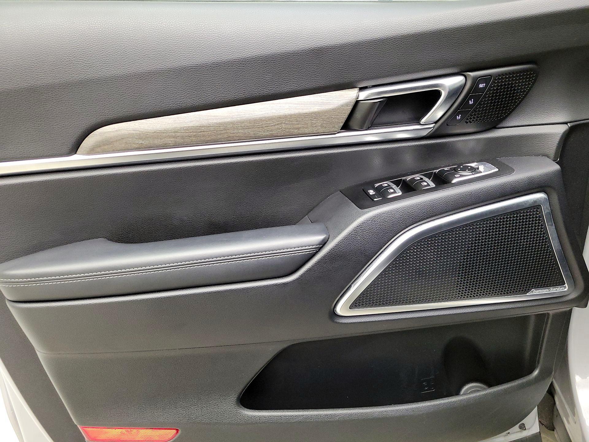 Thumbnail: 2022 Kia Telluride - 12