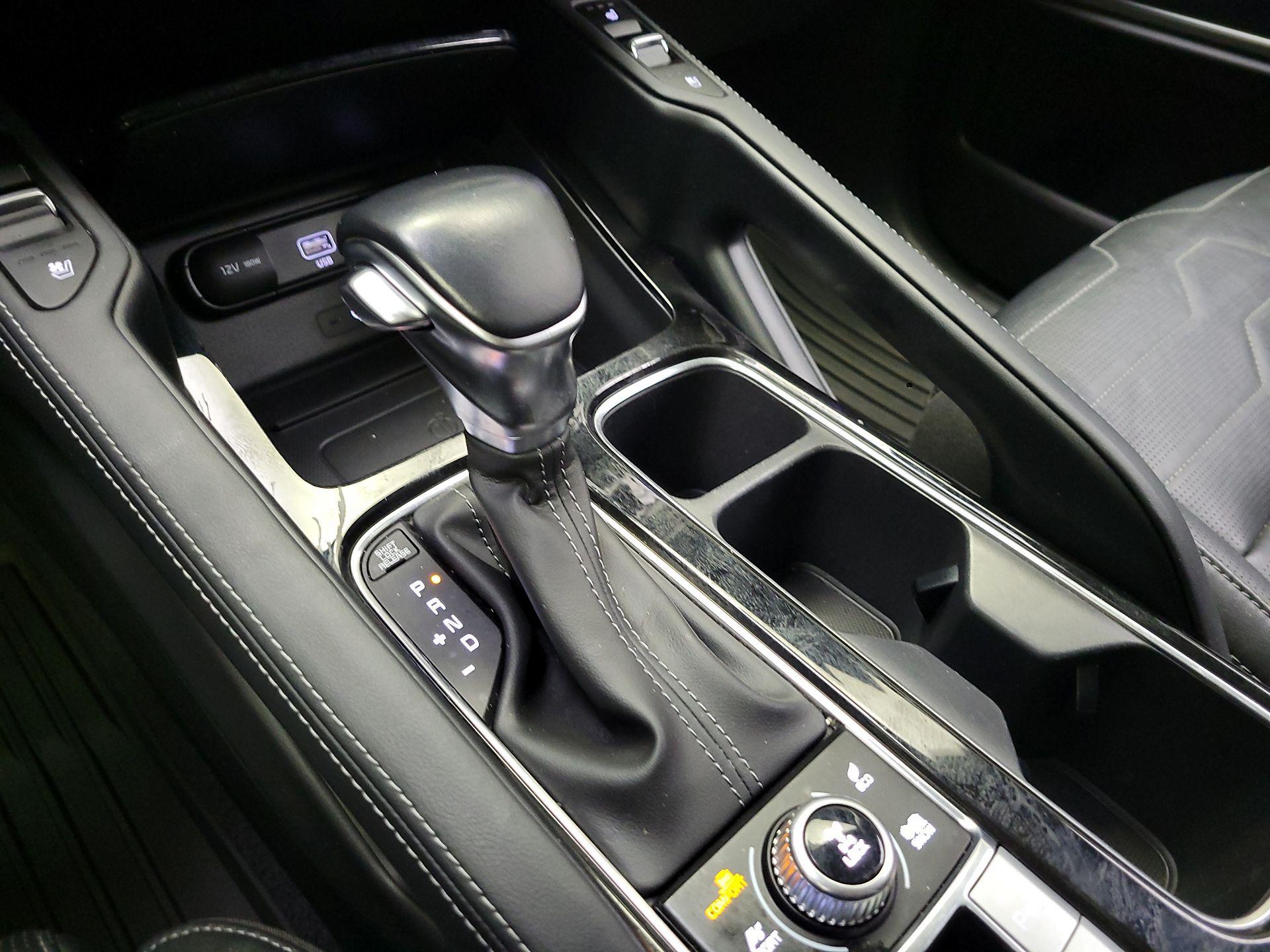 Thumbnail: 2022 Kia Telluride - 18