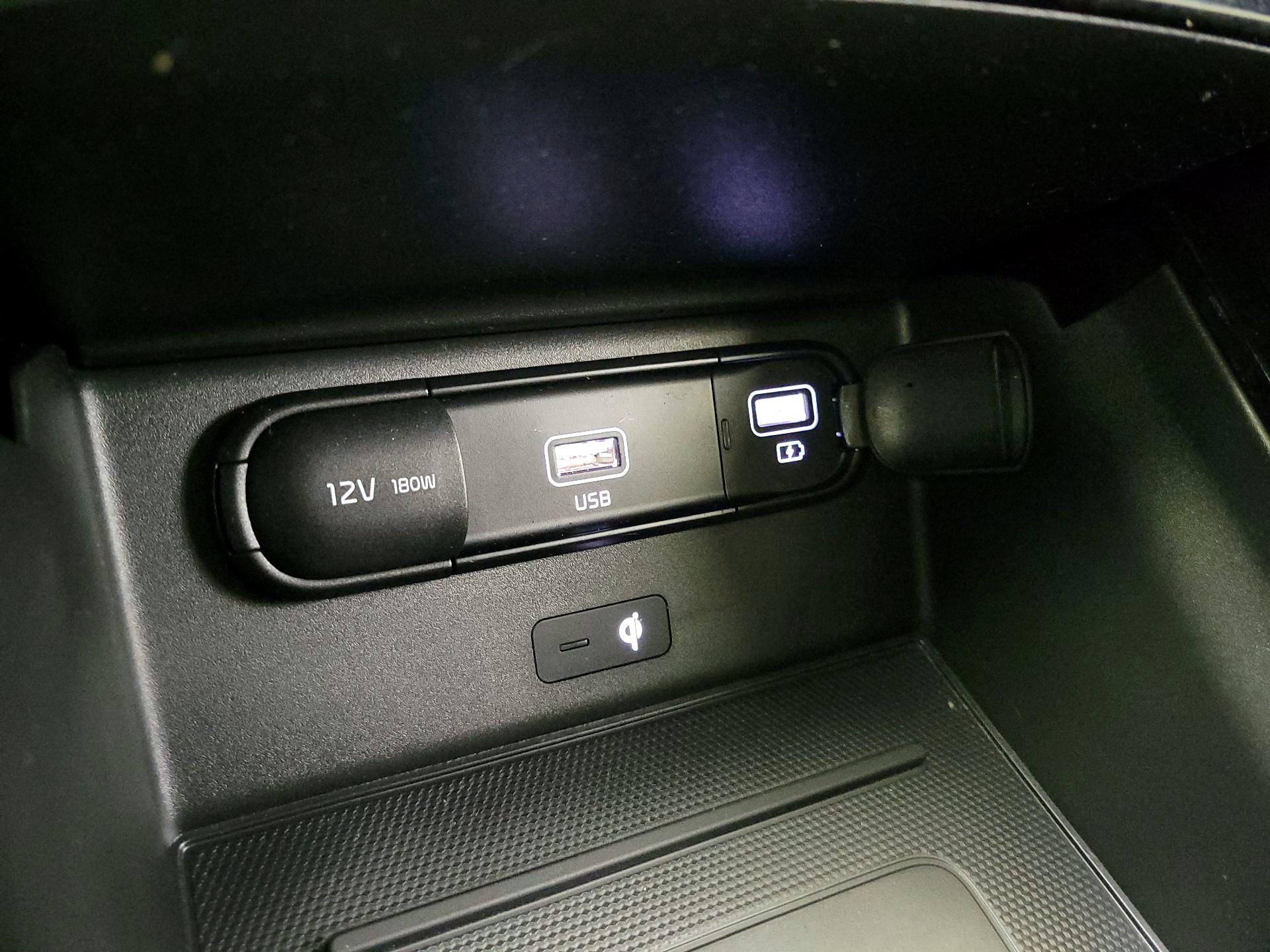 Thumbnail: 2022 Kia Telluride - 19