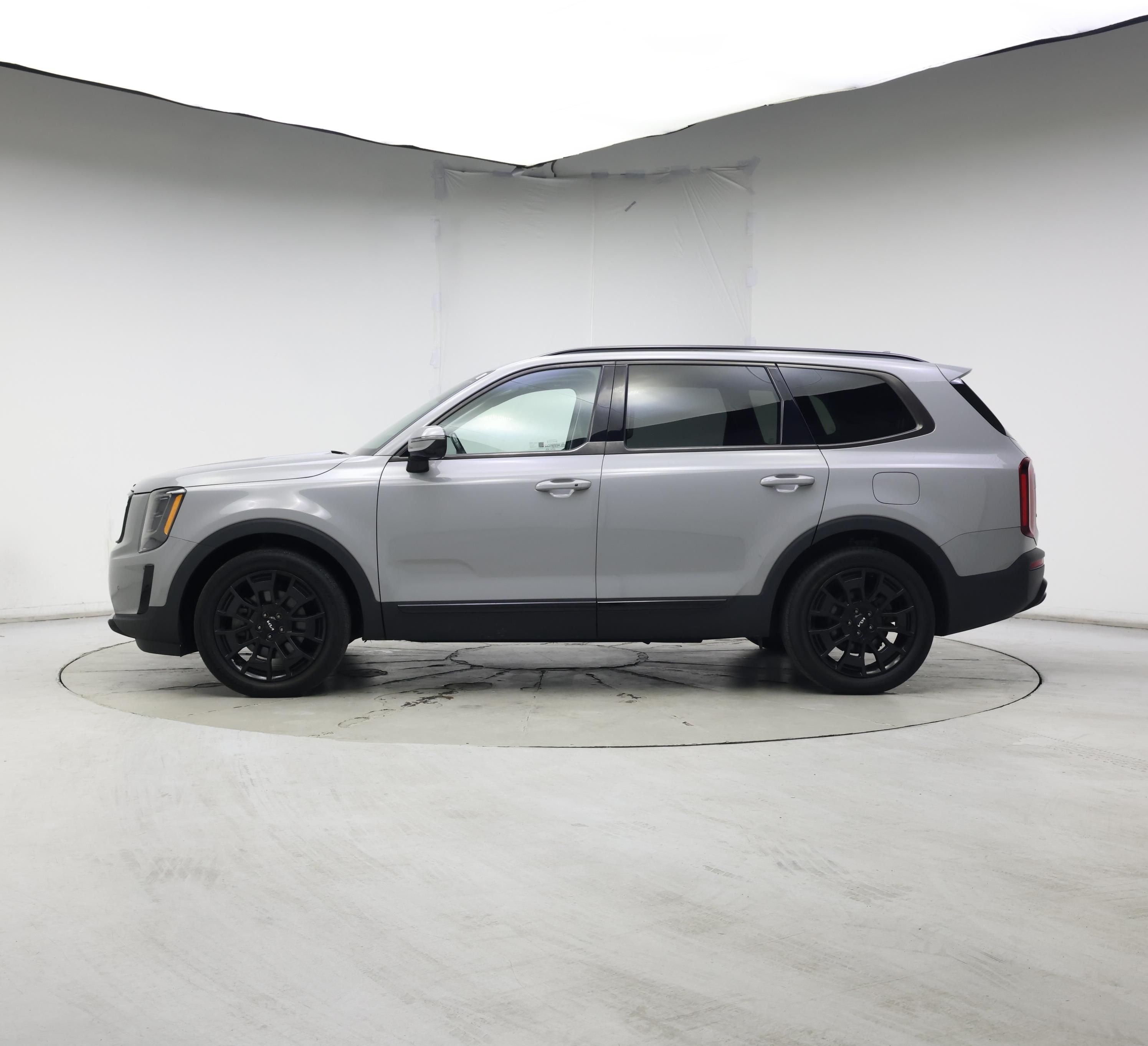 Thumbnail: 2022 Kia Telluride - 3