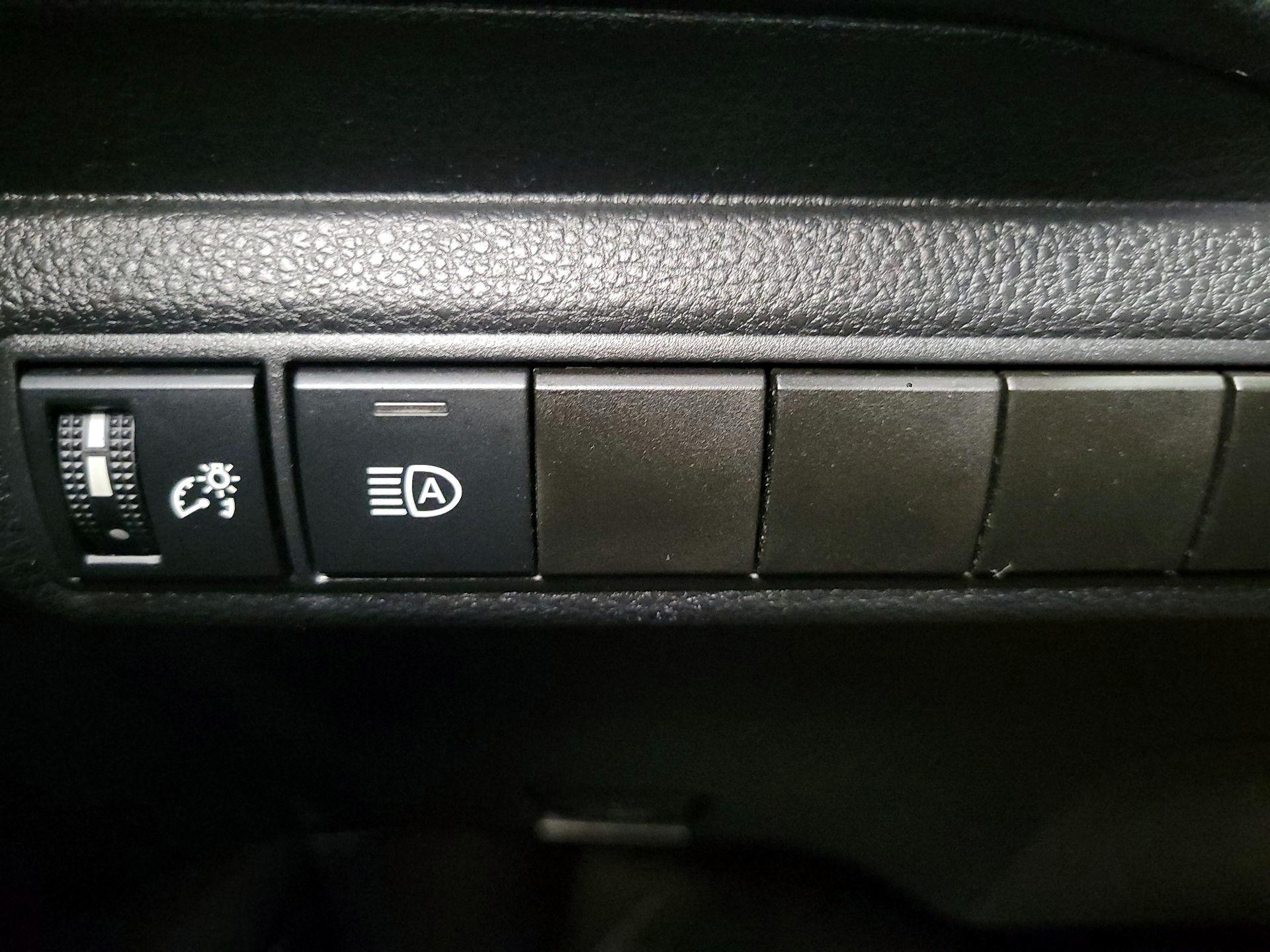 Thumbnail: 2023 Toyota Corolla - 13