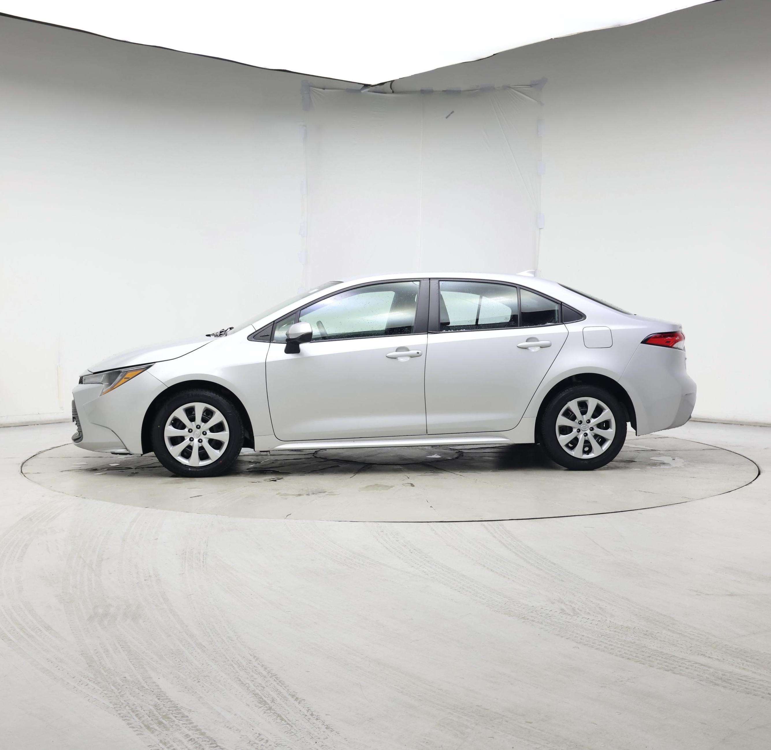 Thumbnail: 2023 Toyota Corolla - 3