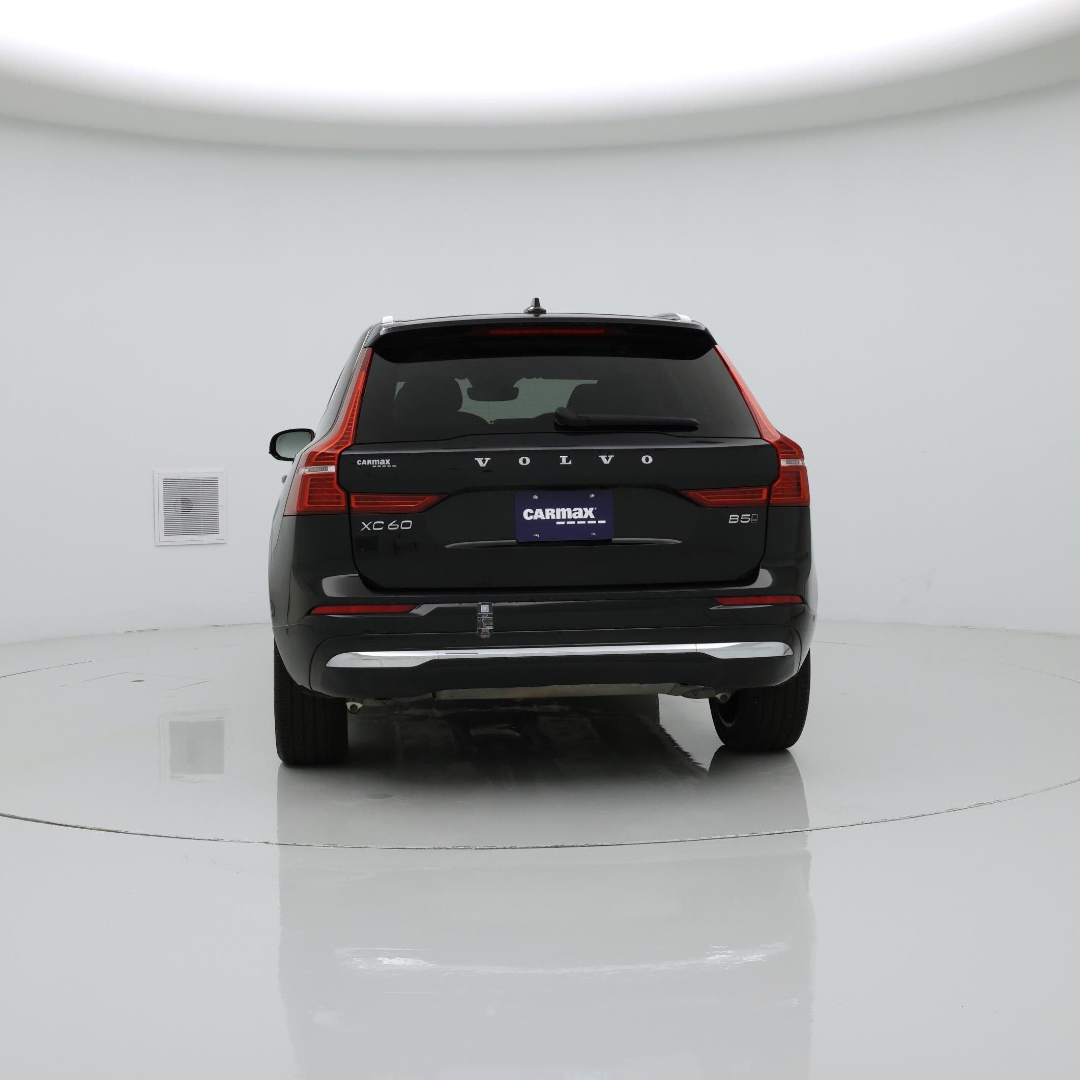 Thumbnail: 2023 Volvo XC60 - 6