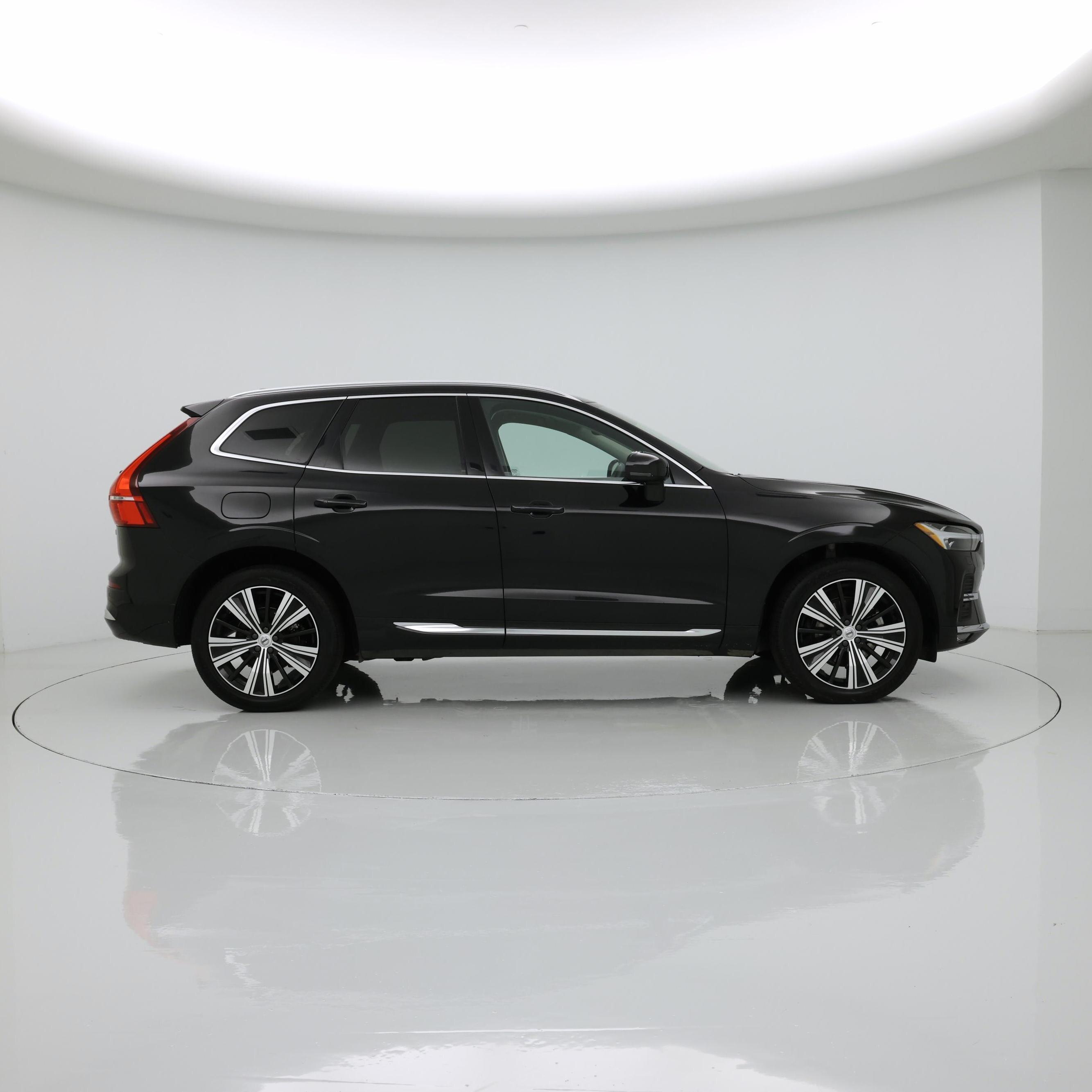 Thumbnail: 2023 Volvo XC60 - 7