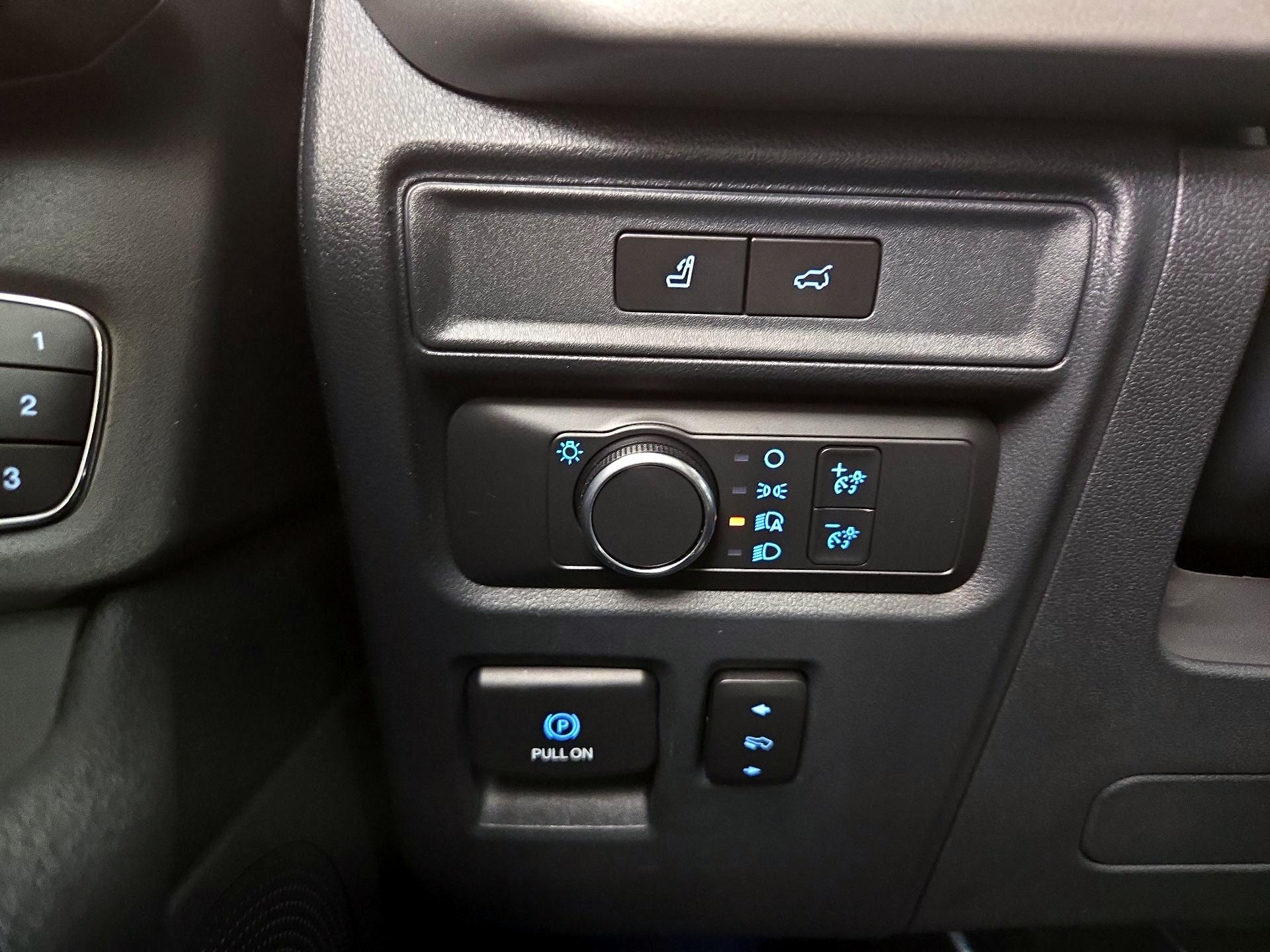 Thumbnail: 2022 Ford Expedition - 13