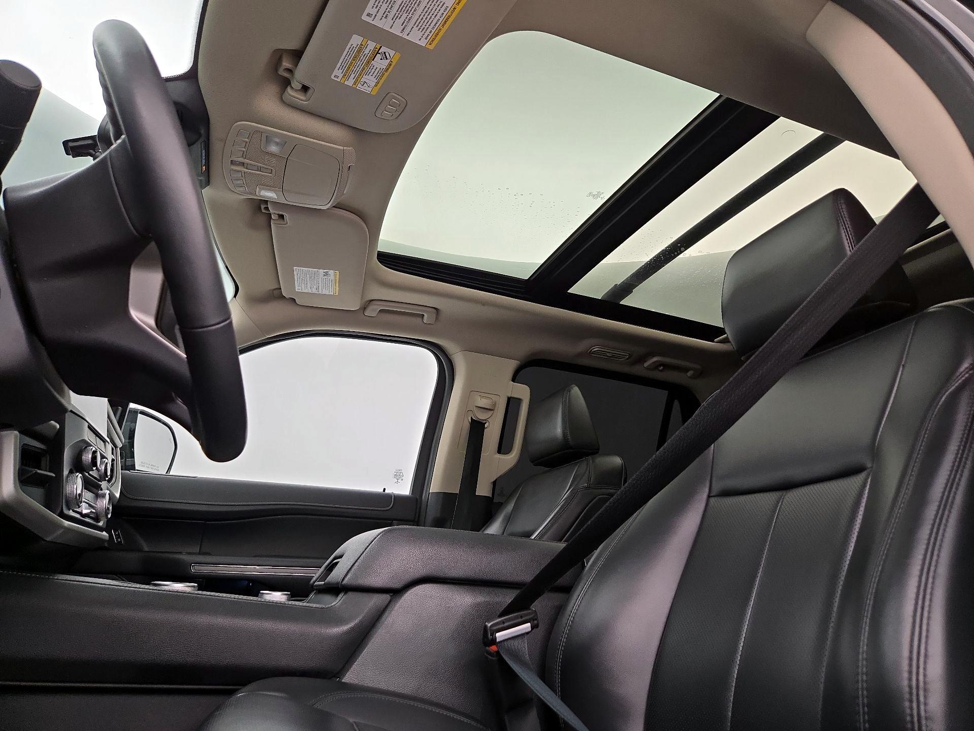 Thumbnail: 2022 Ford Expedition - 20