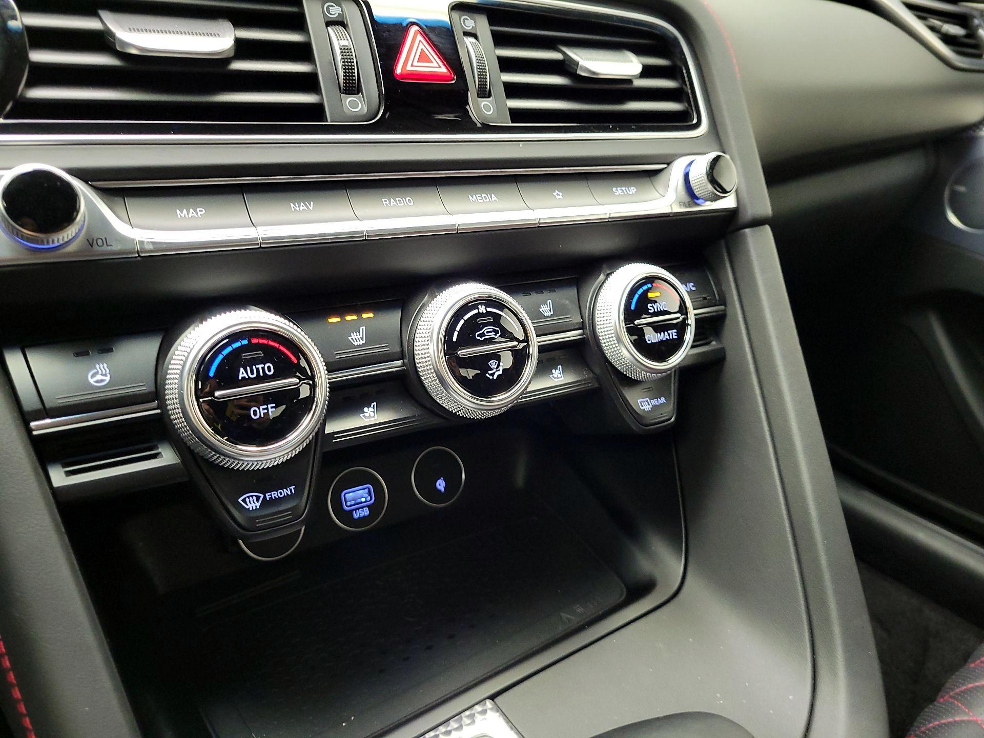 Thumbnail: 2023 Genesis G70 - 17