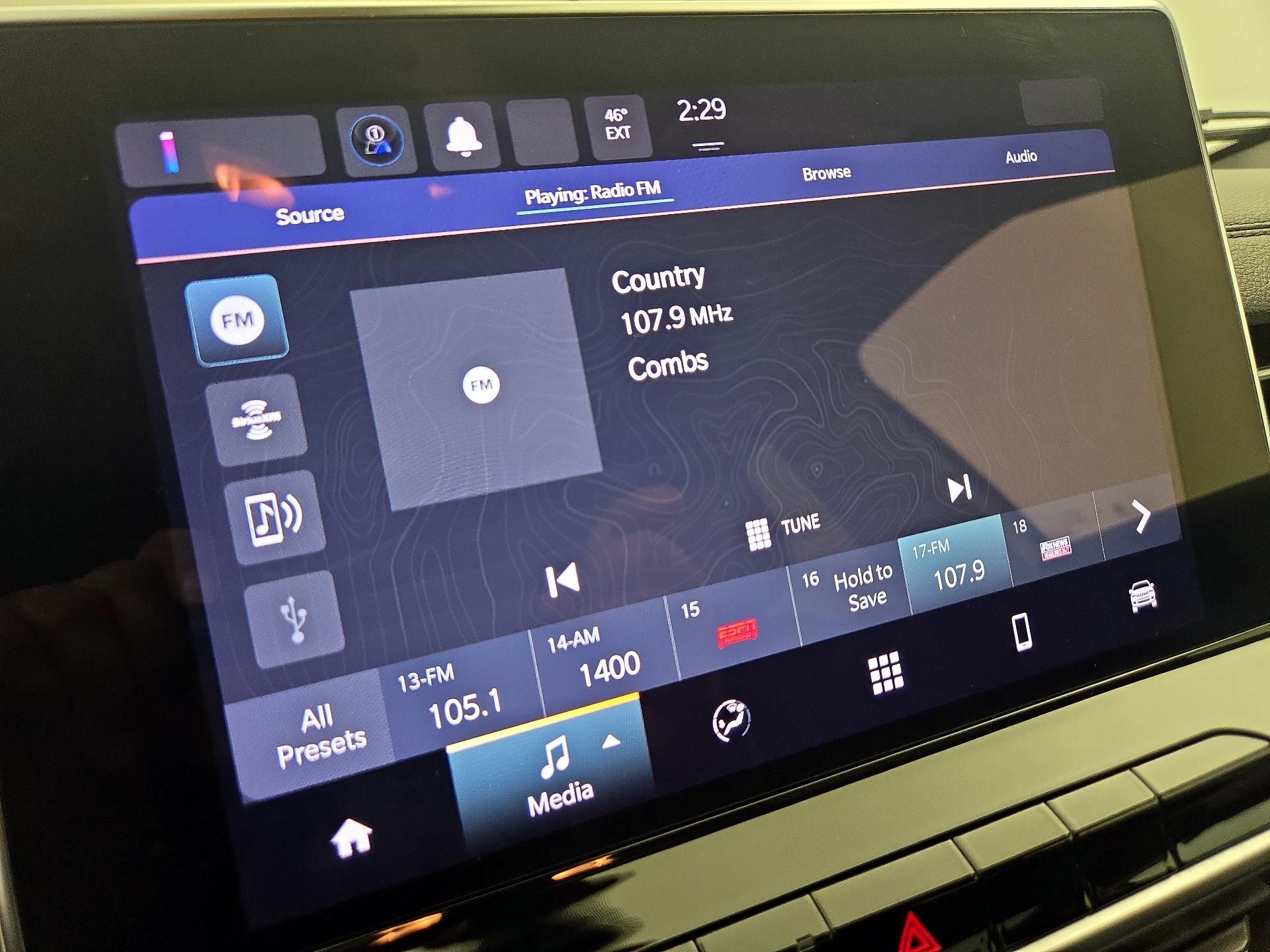 Thumbnail: 2023 Jeep Compass - 15