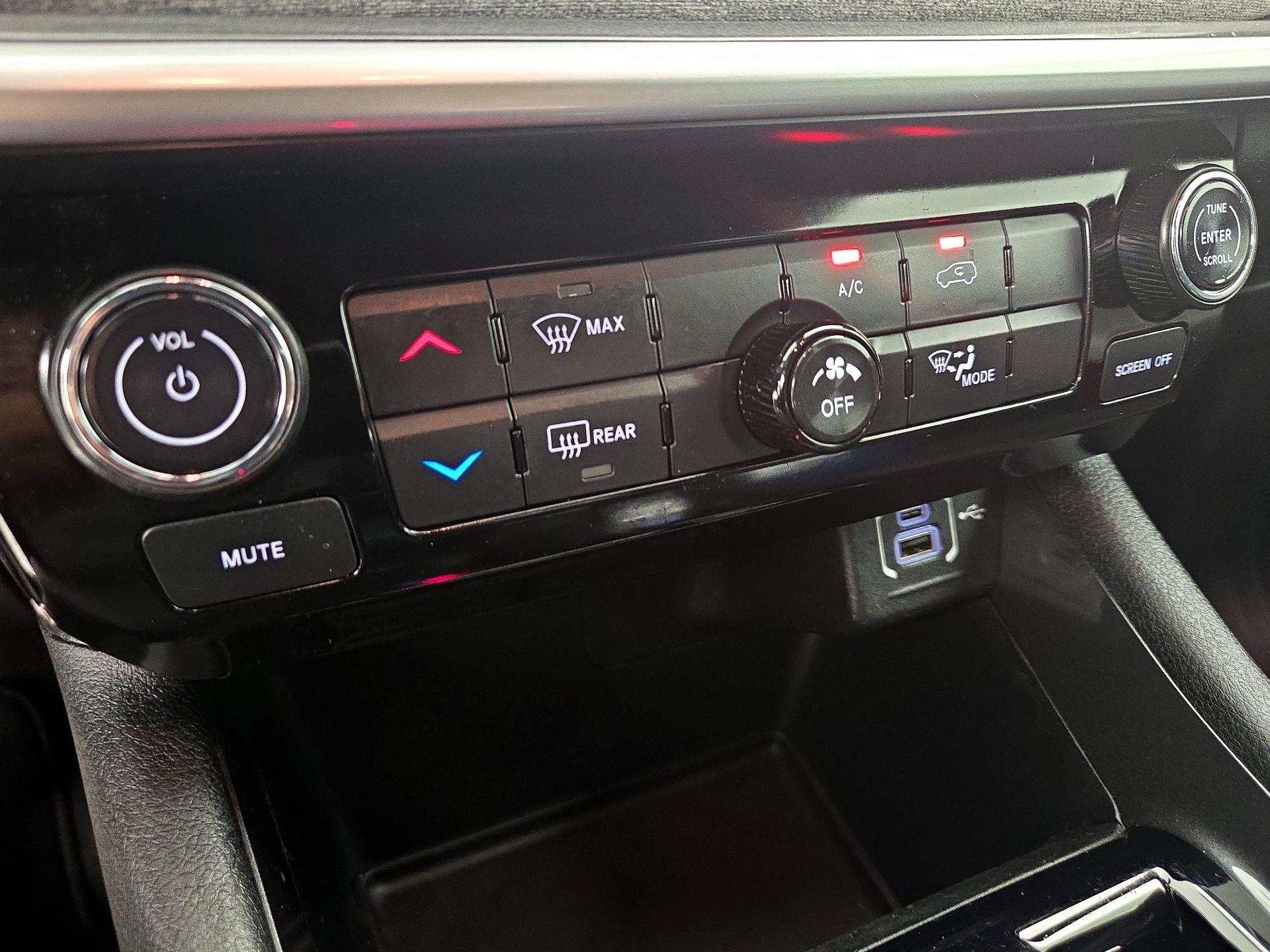 Thumbnail: 2023 Jeep Compass - 16