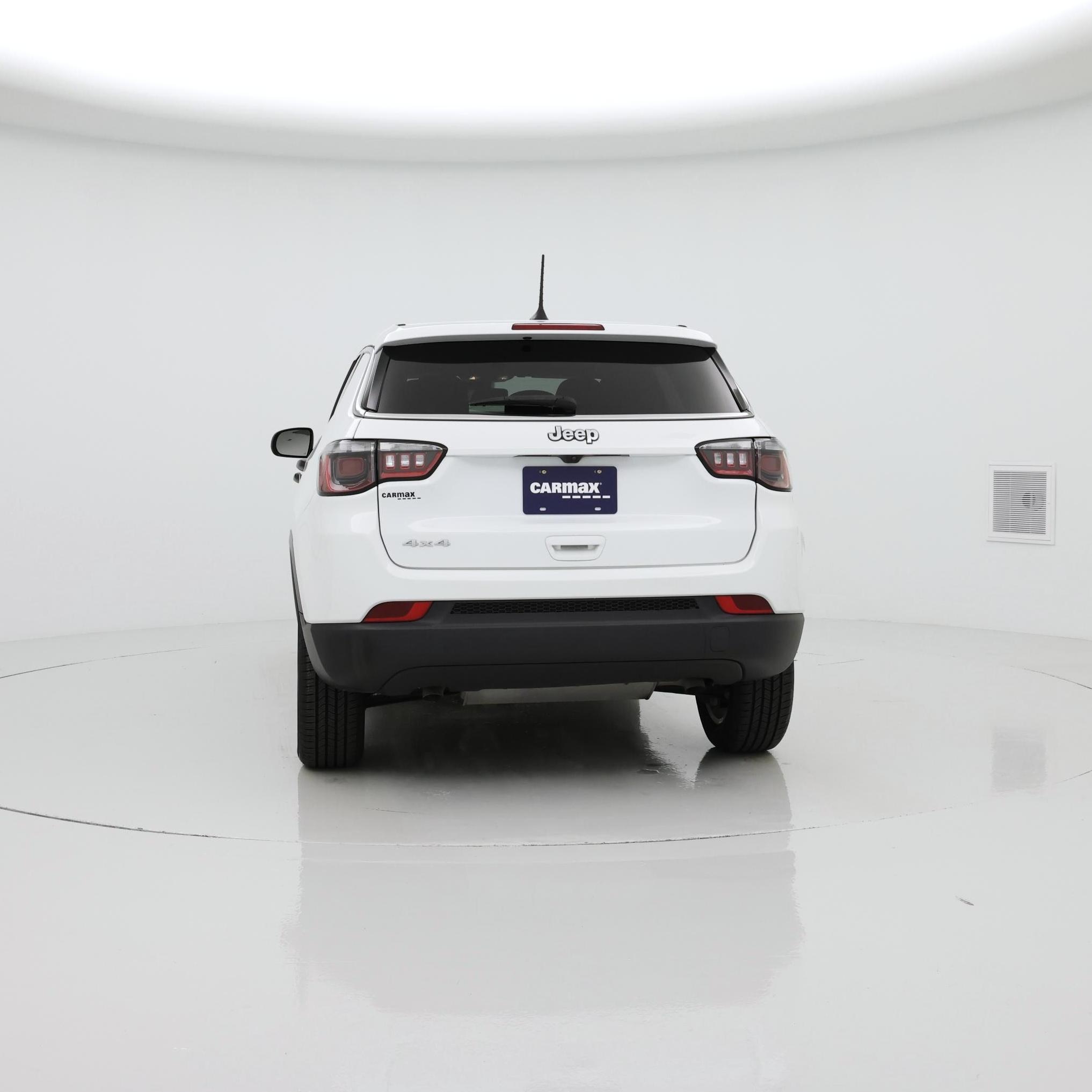 Thumbnail: 2023 Jeep Compass - 6