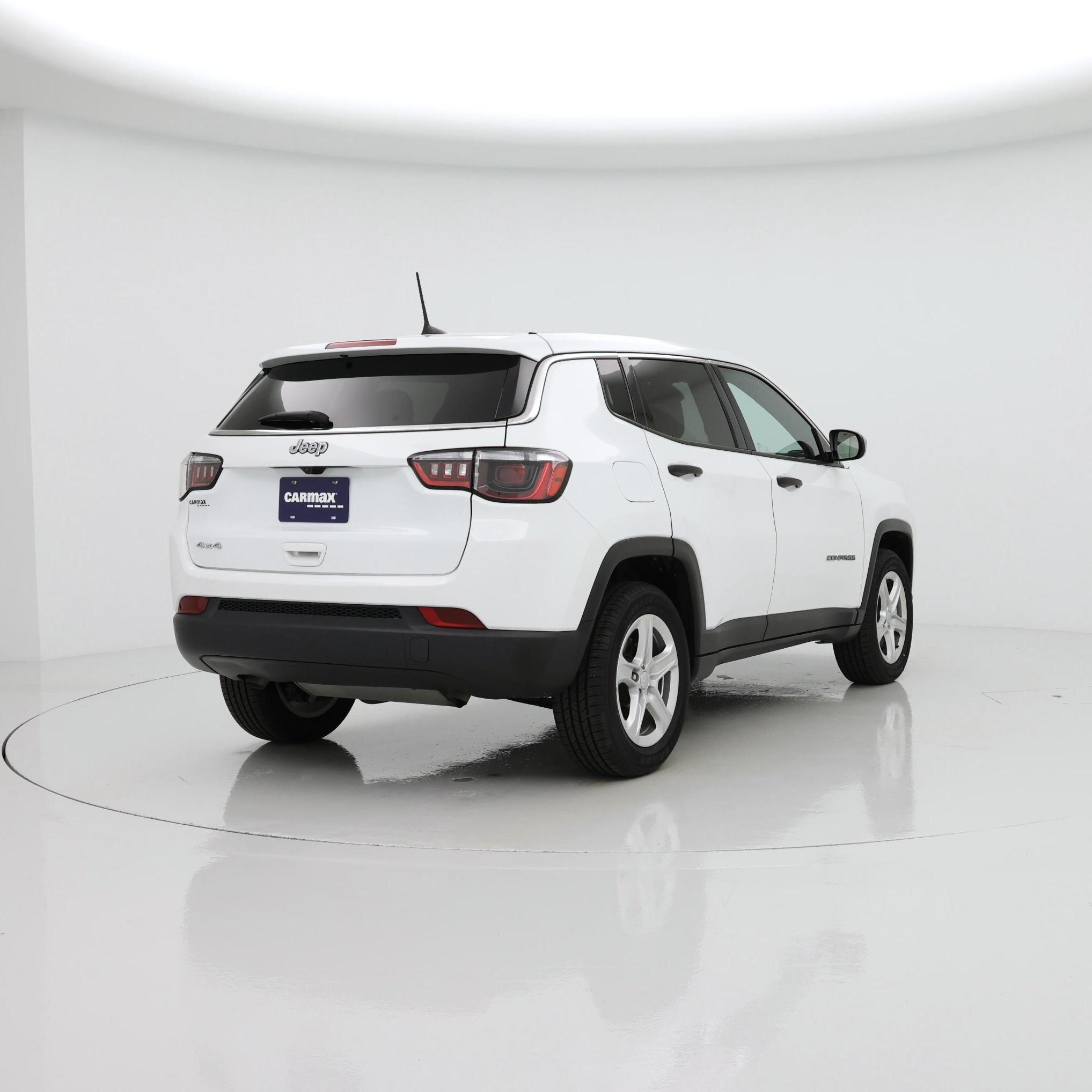 Thumbnail: 2023 Jeep Compass - 8