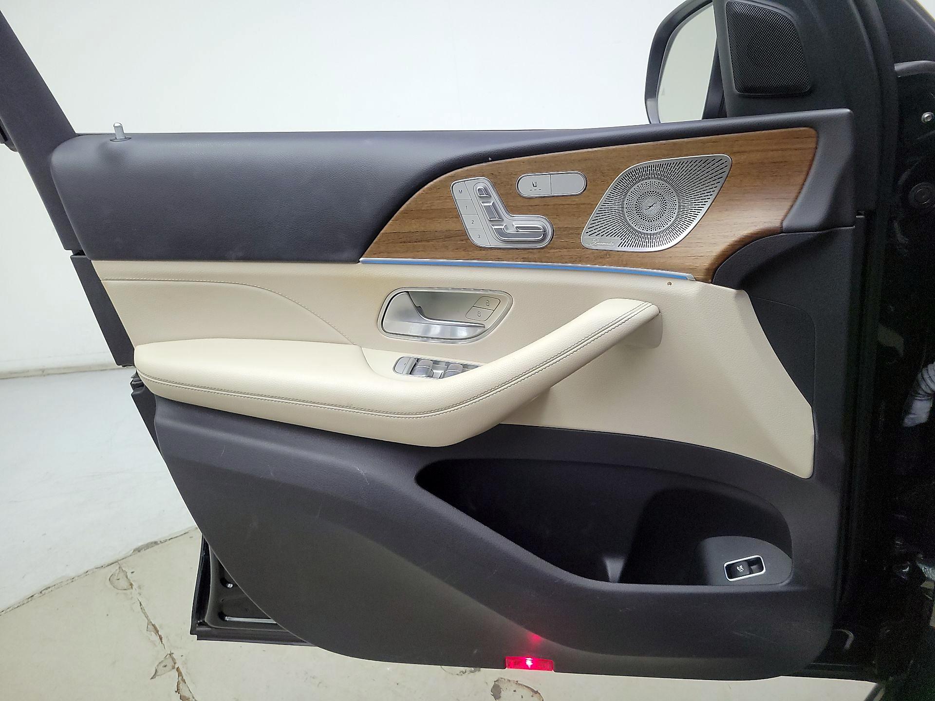 Thumbnail: 2022 Mercedes-Benz GLE - 12