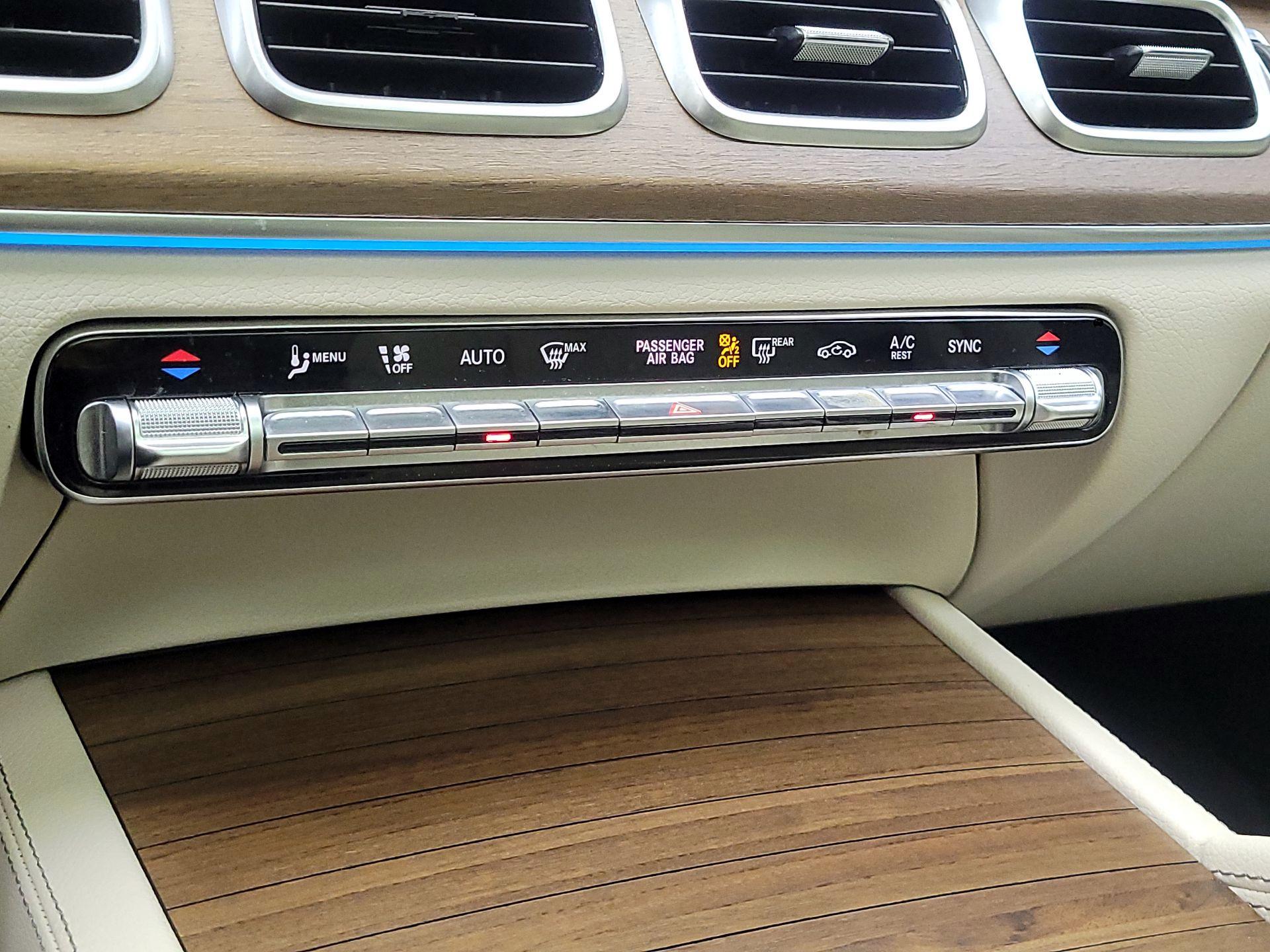 Thumbnail: 2022 Mercedes-Benz GLE - 17