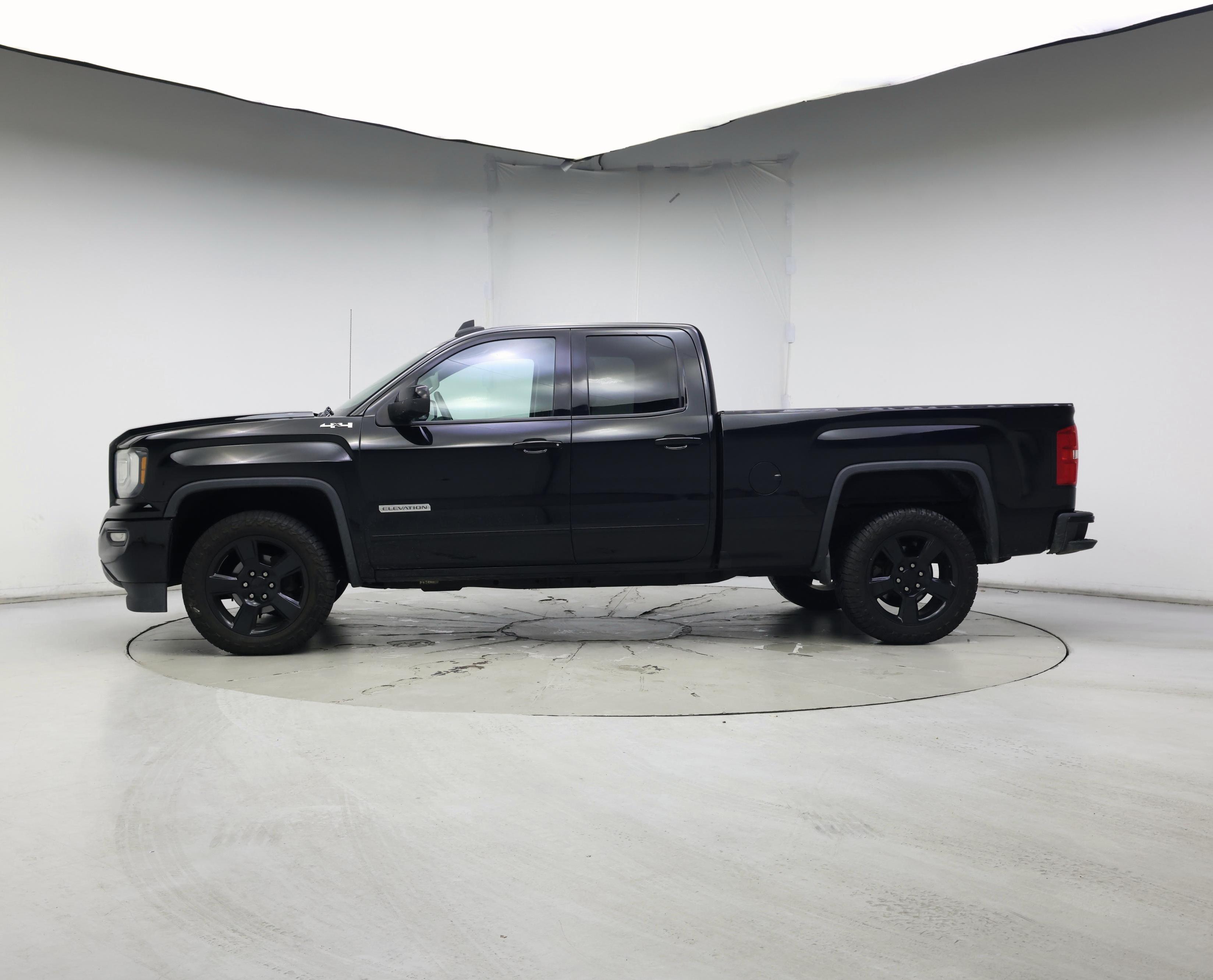 Thumbnail: 2016 GMC Sierra 1500 - 3