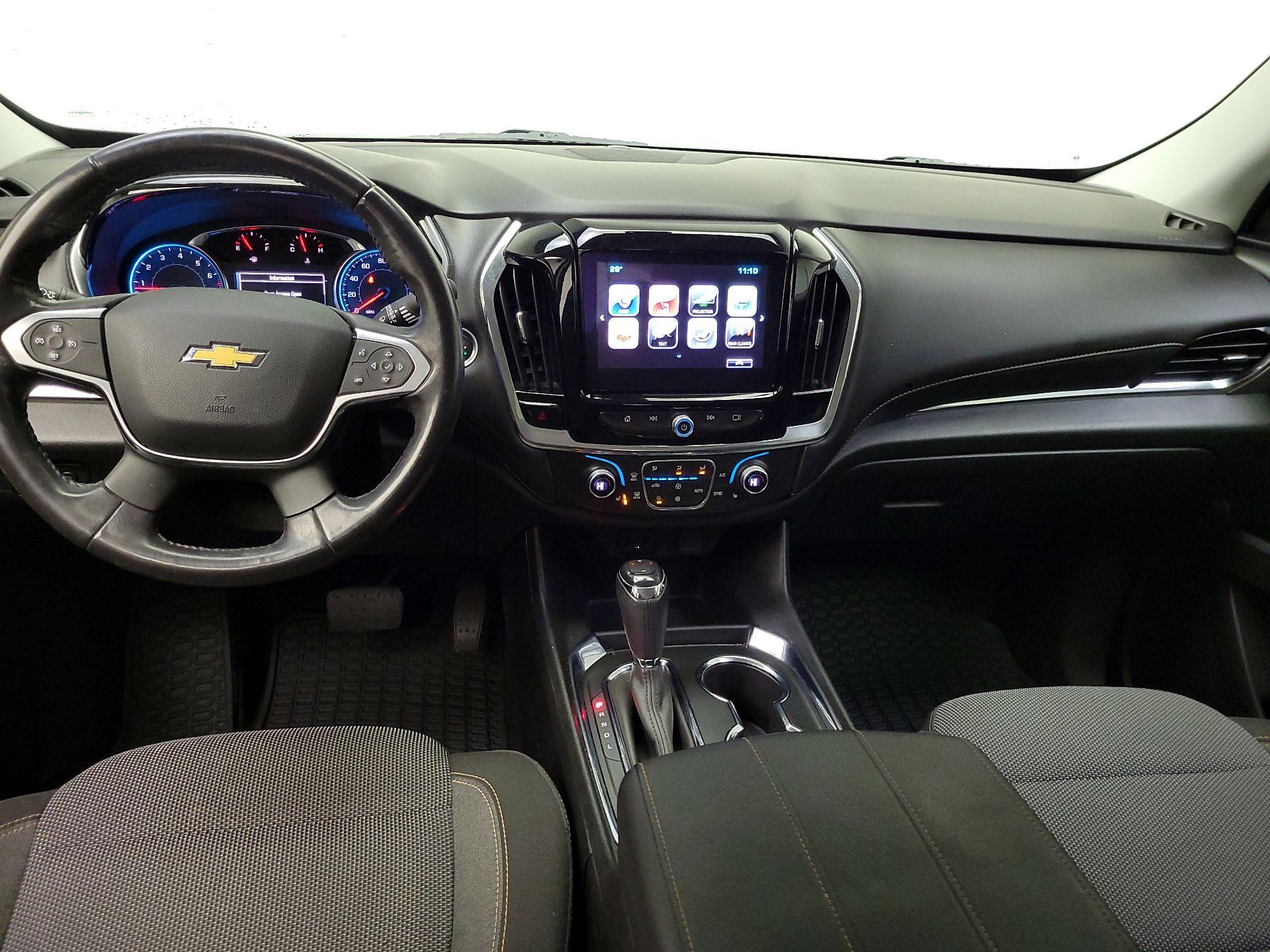 Thumbnail: 2018 Chevrolet Traverse - 9