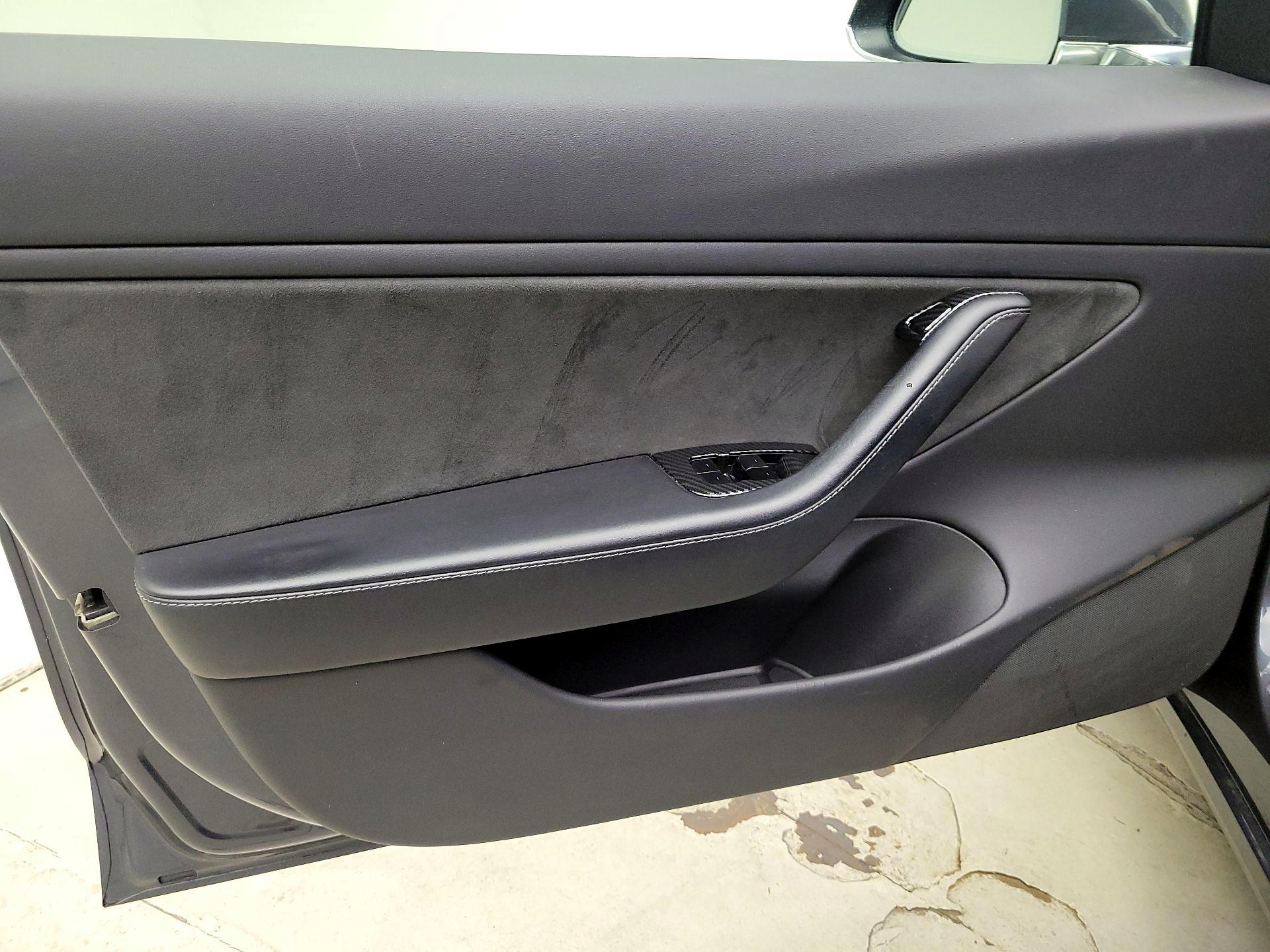 Thumbnail: 2020 Tesla Model 3 - 12