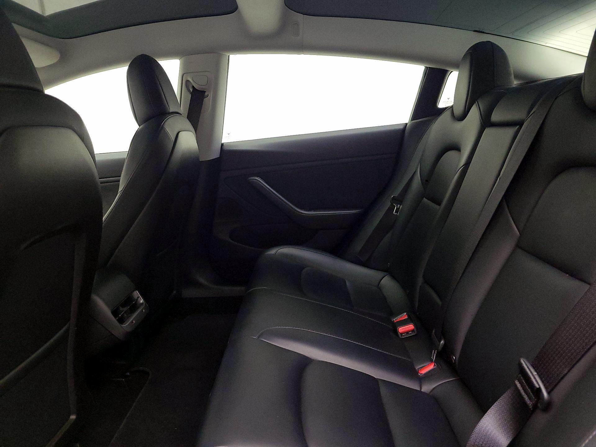 Thumbnail: 2020 Tesla Model 3 - 20